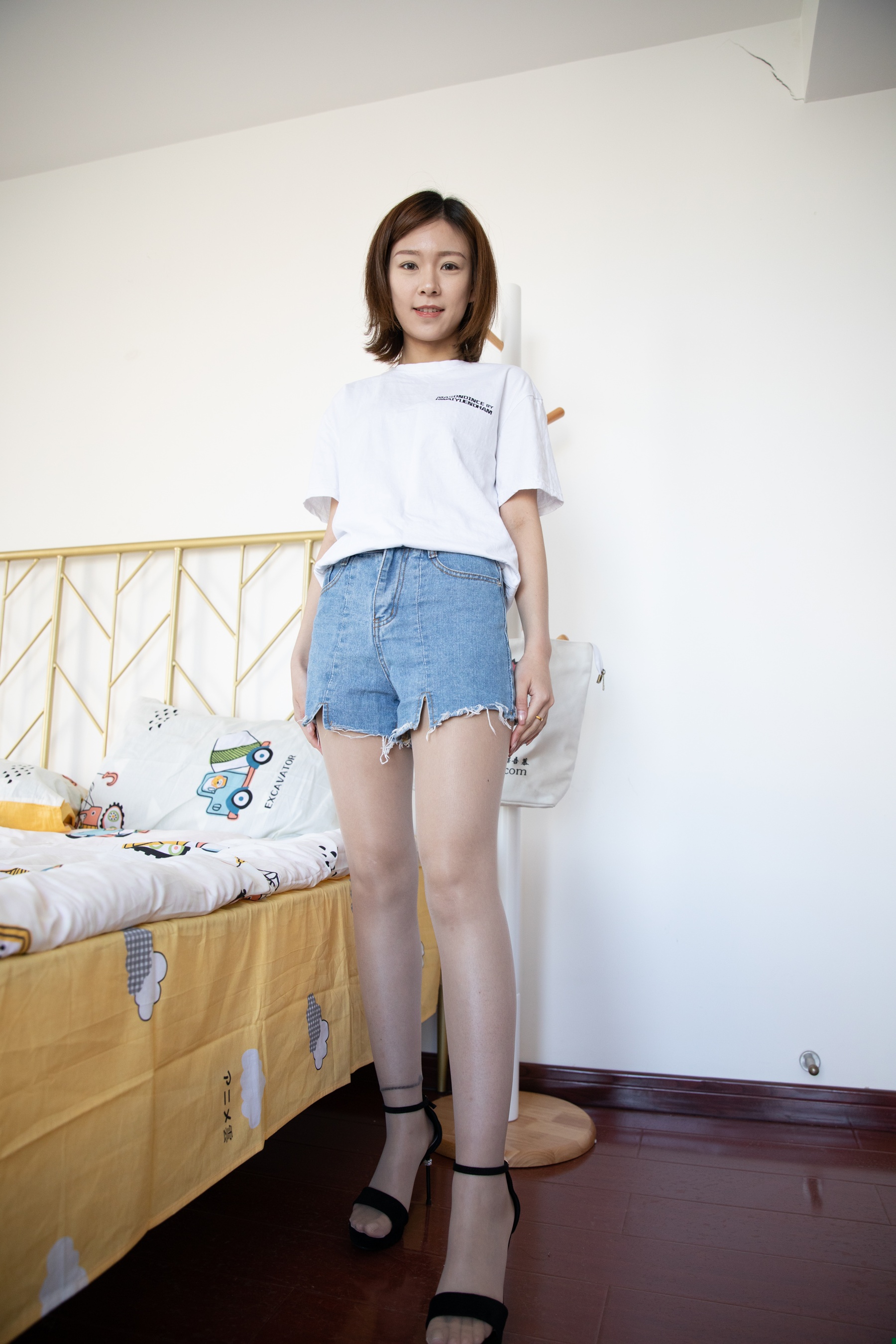 物恋传媒 NO.405 婷婷-刀与糖 - 爱照片