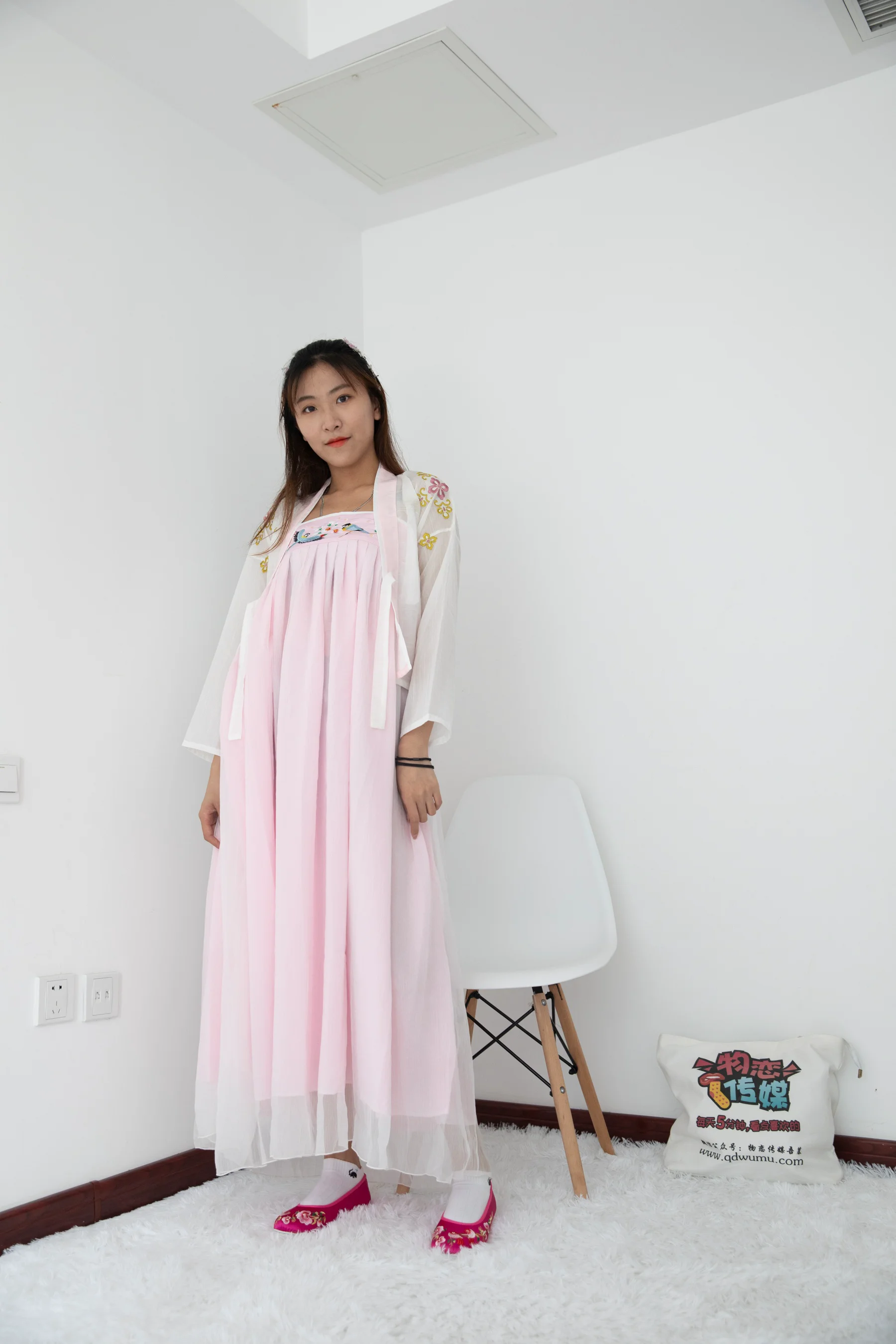 物恋传媒 NO.455 elise-梧桐锁清秋 - 爱照片