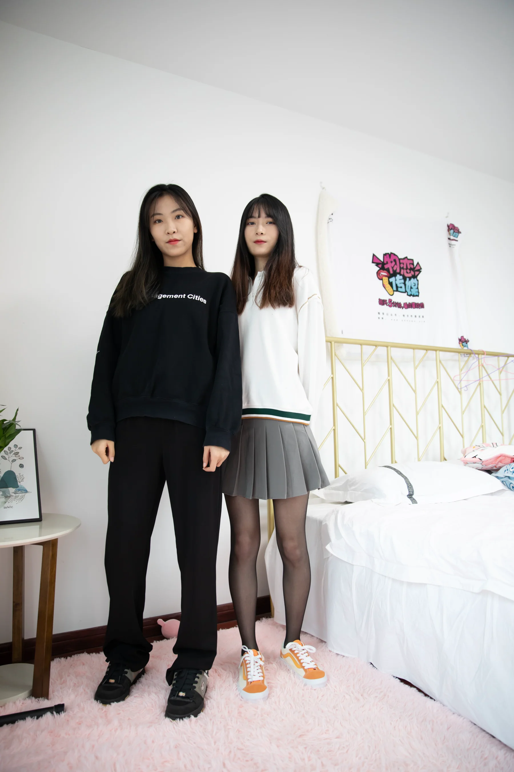 物恋传媒 NO.688 猫耳&elise-银纹双生 - 爱照片