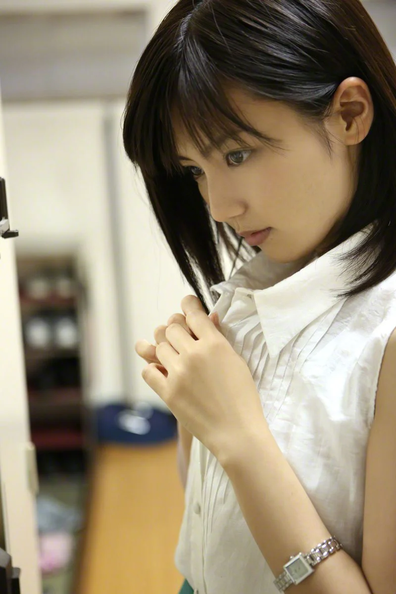 [Wanibooks] NO.131 Erina Mano 真野恵里菜 写真集 - 爱照片