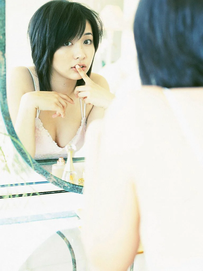 [Wanibooks] NO.25 Mami Yamazaki 山崎真实/山崎真実 写真集 - 爱照片