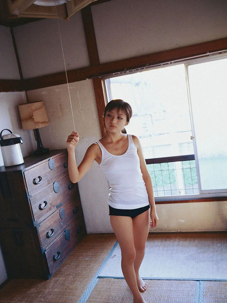 [Wanibooks] NO.45 Rumi Koizumi 小泉瑠美 写真集 - 爱照片