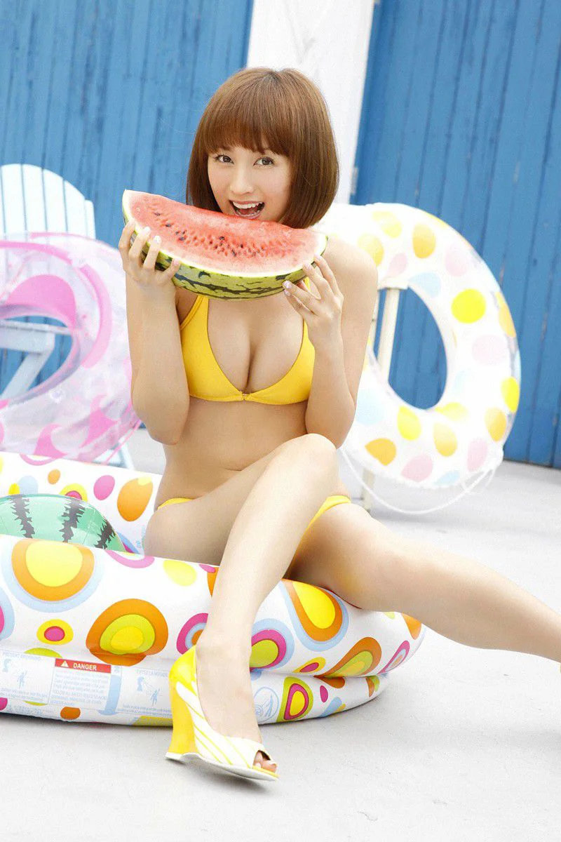[Wanibooks] NO.77 Ayaka Komatsu 小松彩夏 写真集 - 爱照片