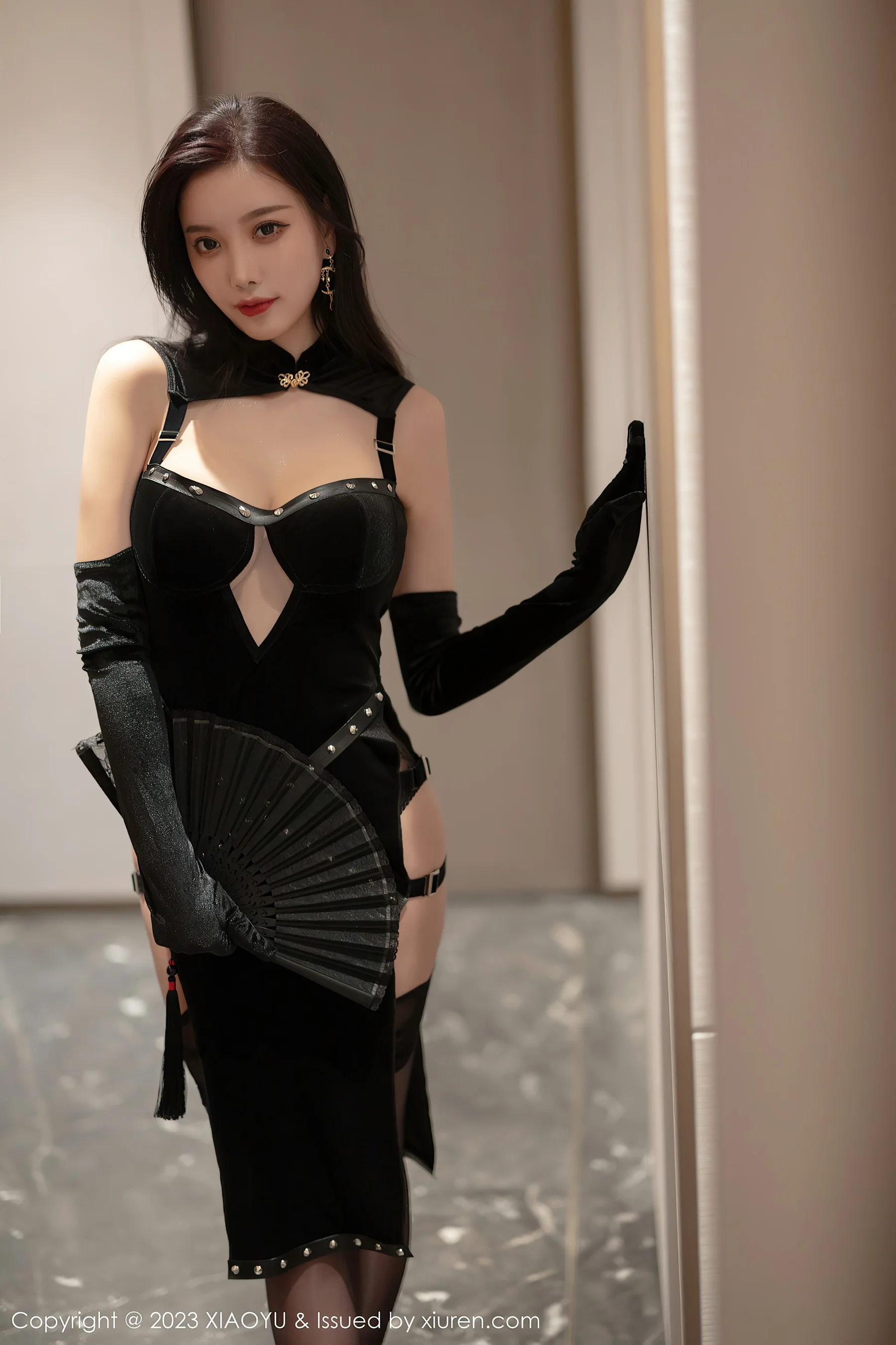 [XIAOYU语画界] VOL.1002 杨晨晨Yome 黑丝美臀 - 爱照片