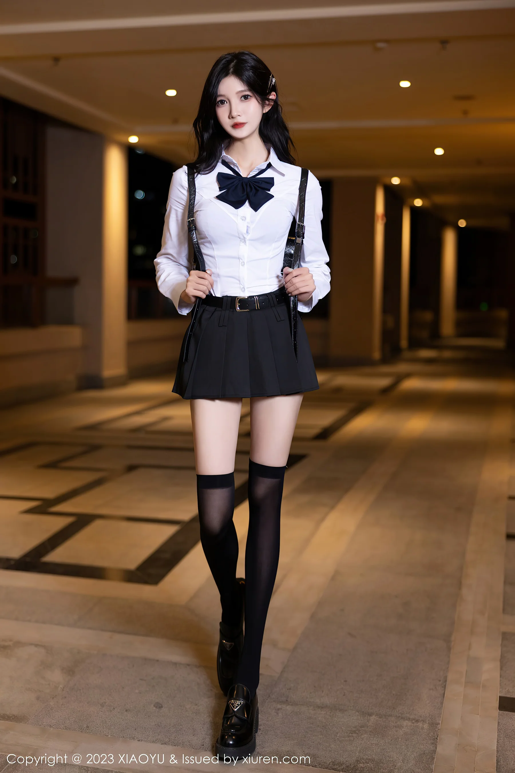 [XIAOYU语画界] VOL.1150 程程程- 短裙美腿 - 爱照片
