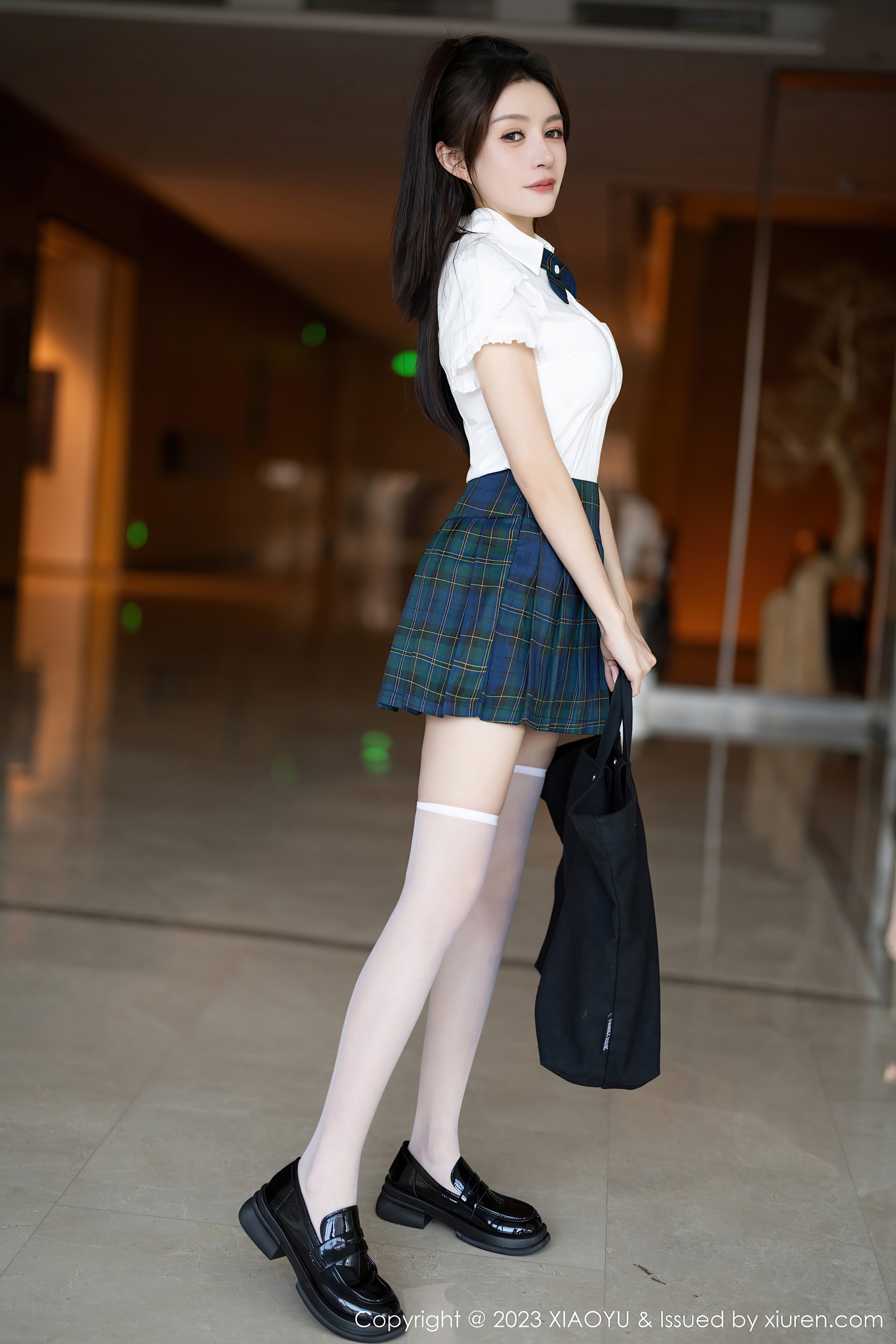 [XIAOYU语画界] VOL.1153 唐宁宁 丝袜美腿 - 爱照片