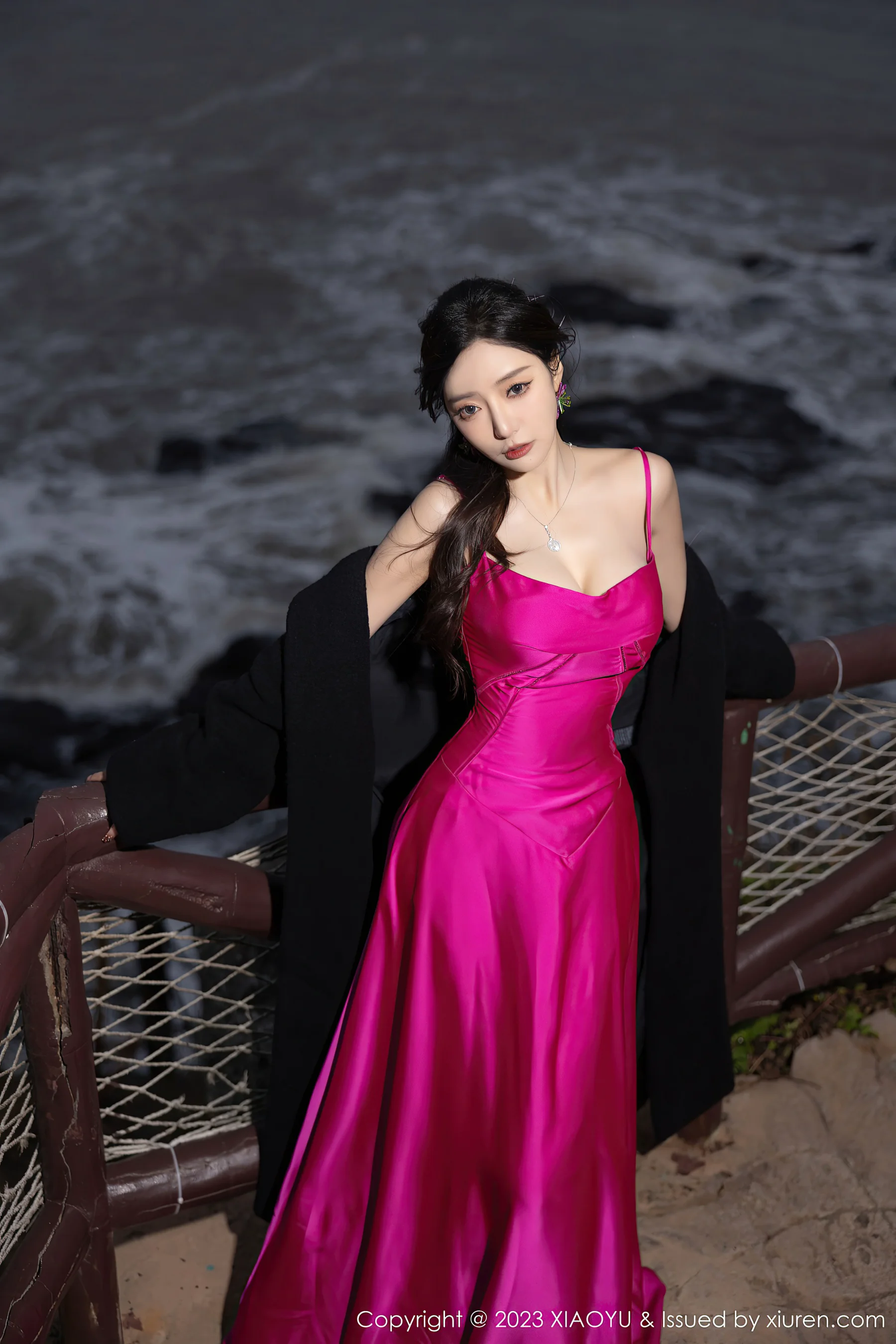 [XIAOYU语画界] VOL.1174 王馨瑶yanni 长裙美腿 - 爱照片