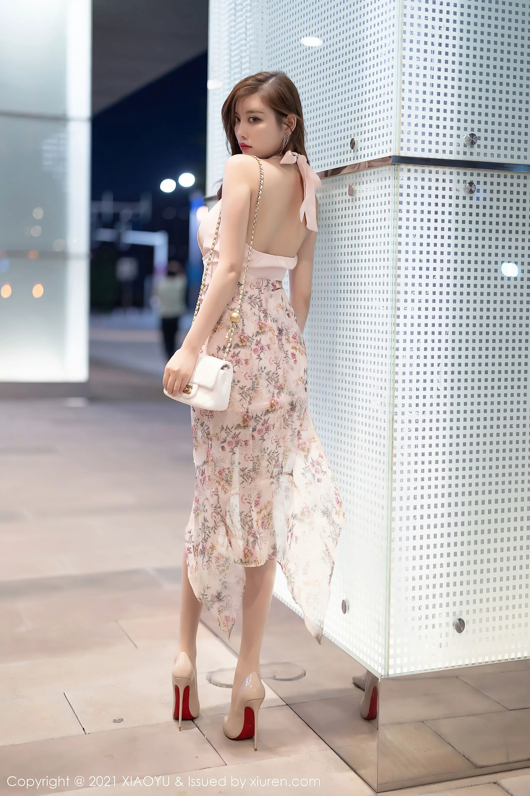 [语画界XIAOYU] Vol.572 杨晨晨Yome – 粉色系的服饰 - 爱照片