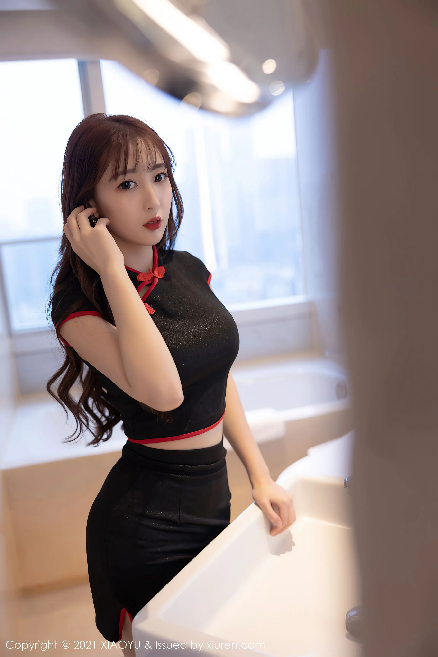 [语画界XIAOYU] Vol.574 林星阑 – 典雅韵味的旗袍与现代魅惑丝袜 - 爱照片