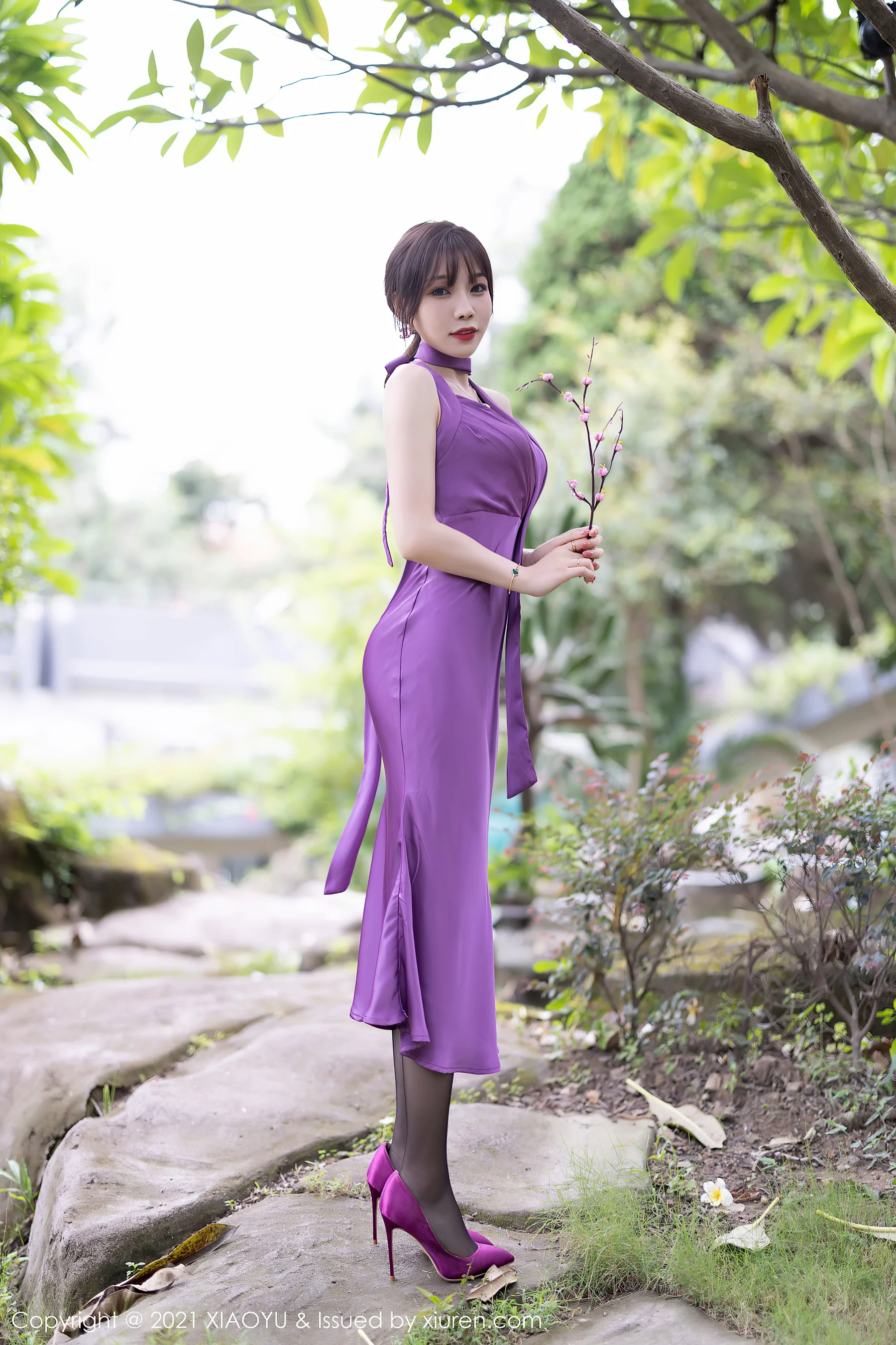 [XIAOYU语画界] VOL.634 芝芝Booty 黑丝长裙 - 爱照片