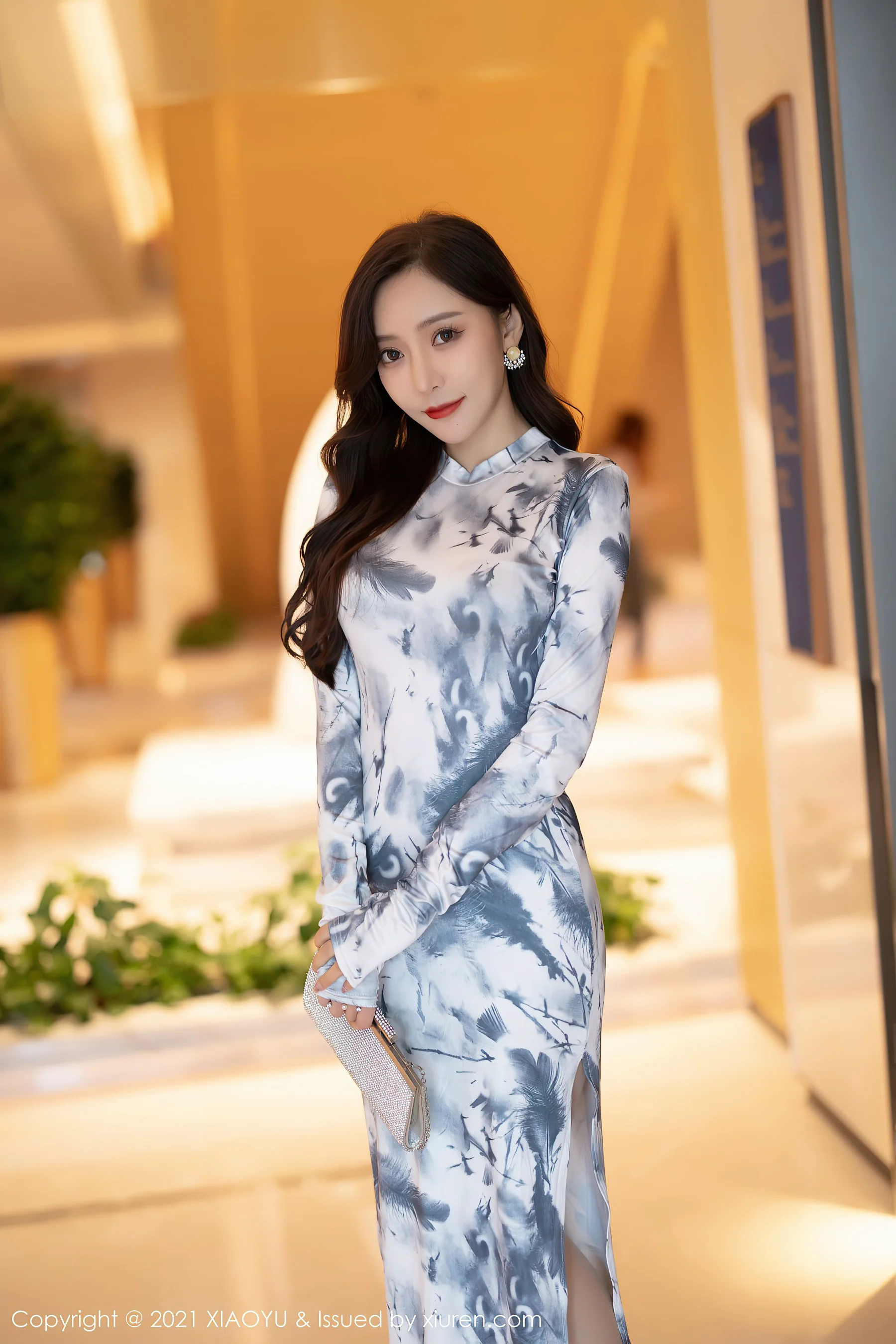 [XIAOYU语画界] VOL.652 王馨瑶yanni 丝袜 长裙 - 爱照片