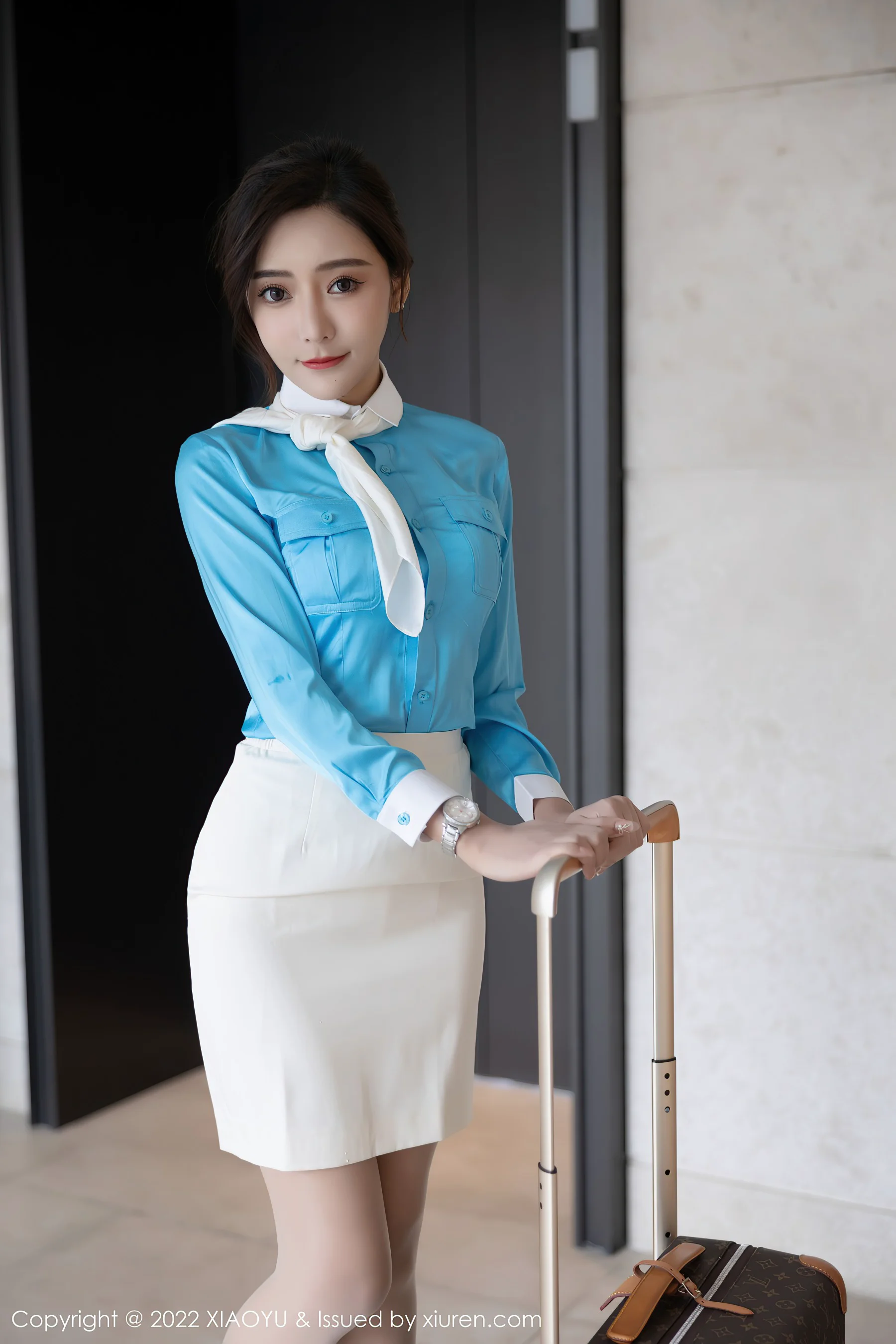 [XIAOYU语画界] VOL.710 王馨瑶yanni 职业装约拍 - 爱照片