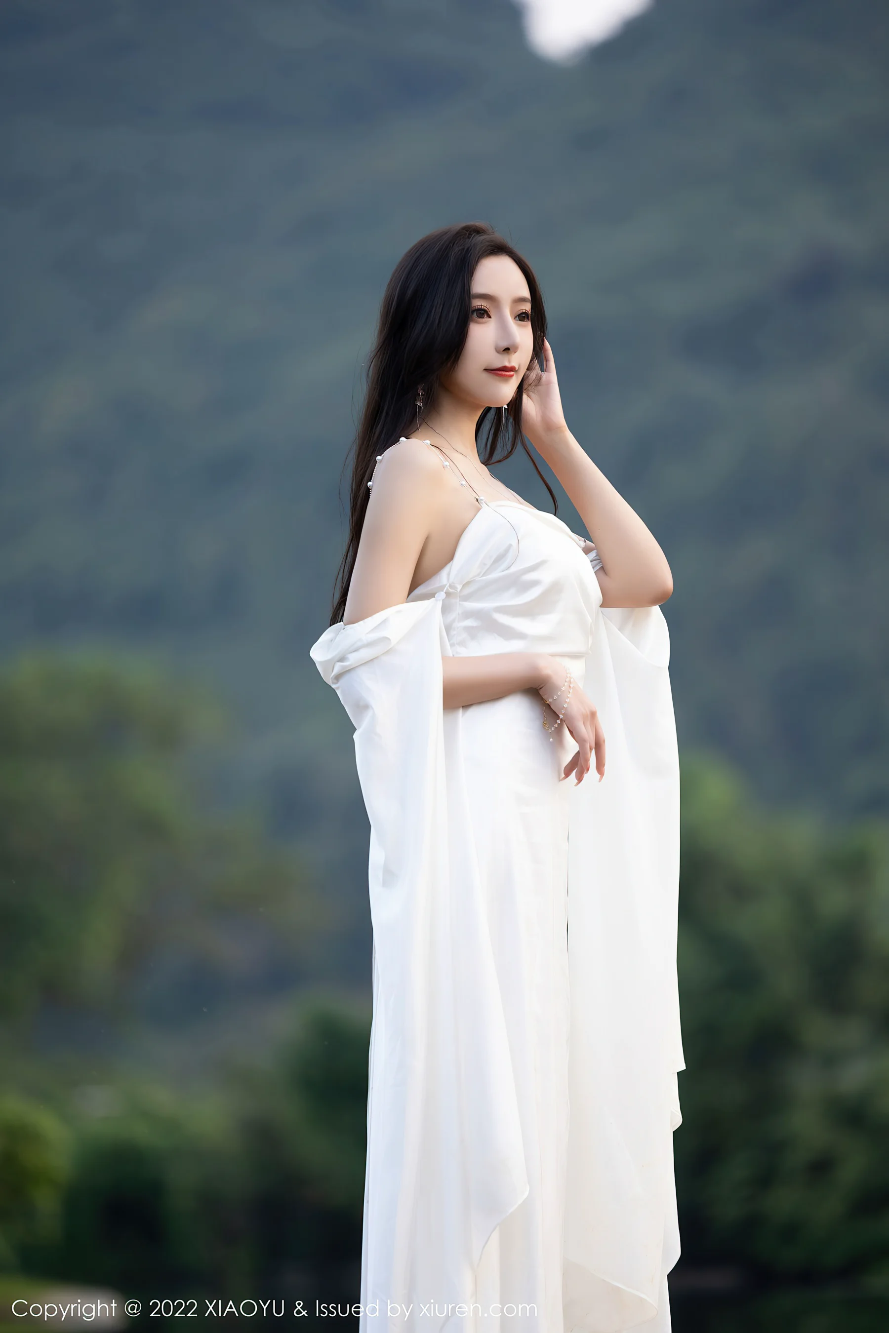 [XIAOYU语画界] VOL.884 王馨瑶yanni 杭州旅拍 - 爱照片