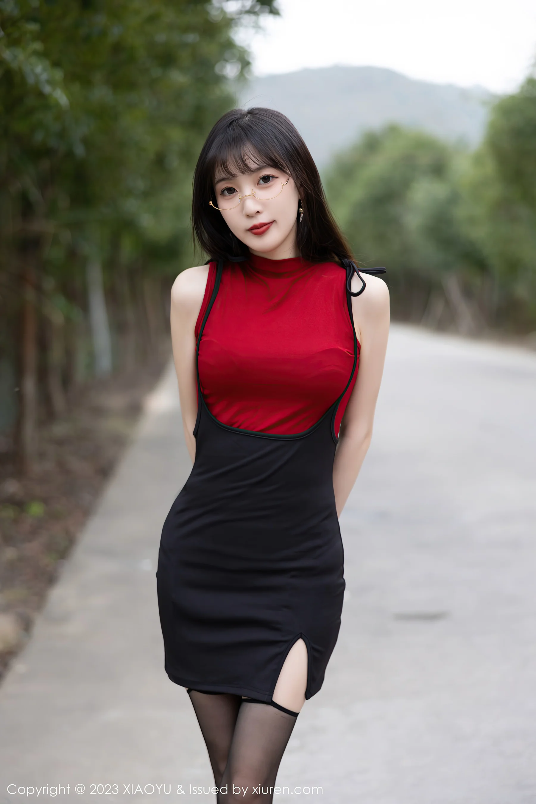 [XIAOYU语画界] VOL.950 林星阑 短裙美腿 - 爱照片