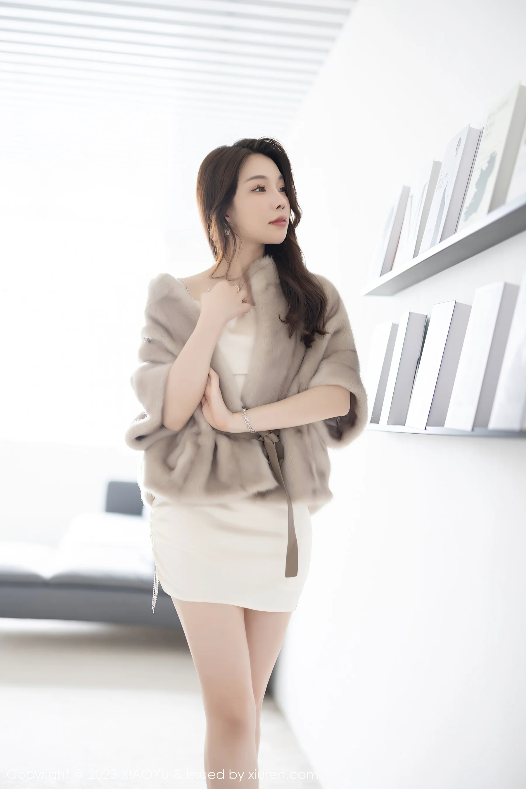 [XIAOYU语画界] VOL.960 徐莉芝Booty 短裙美腿 - 爱照片