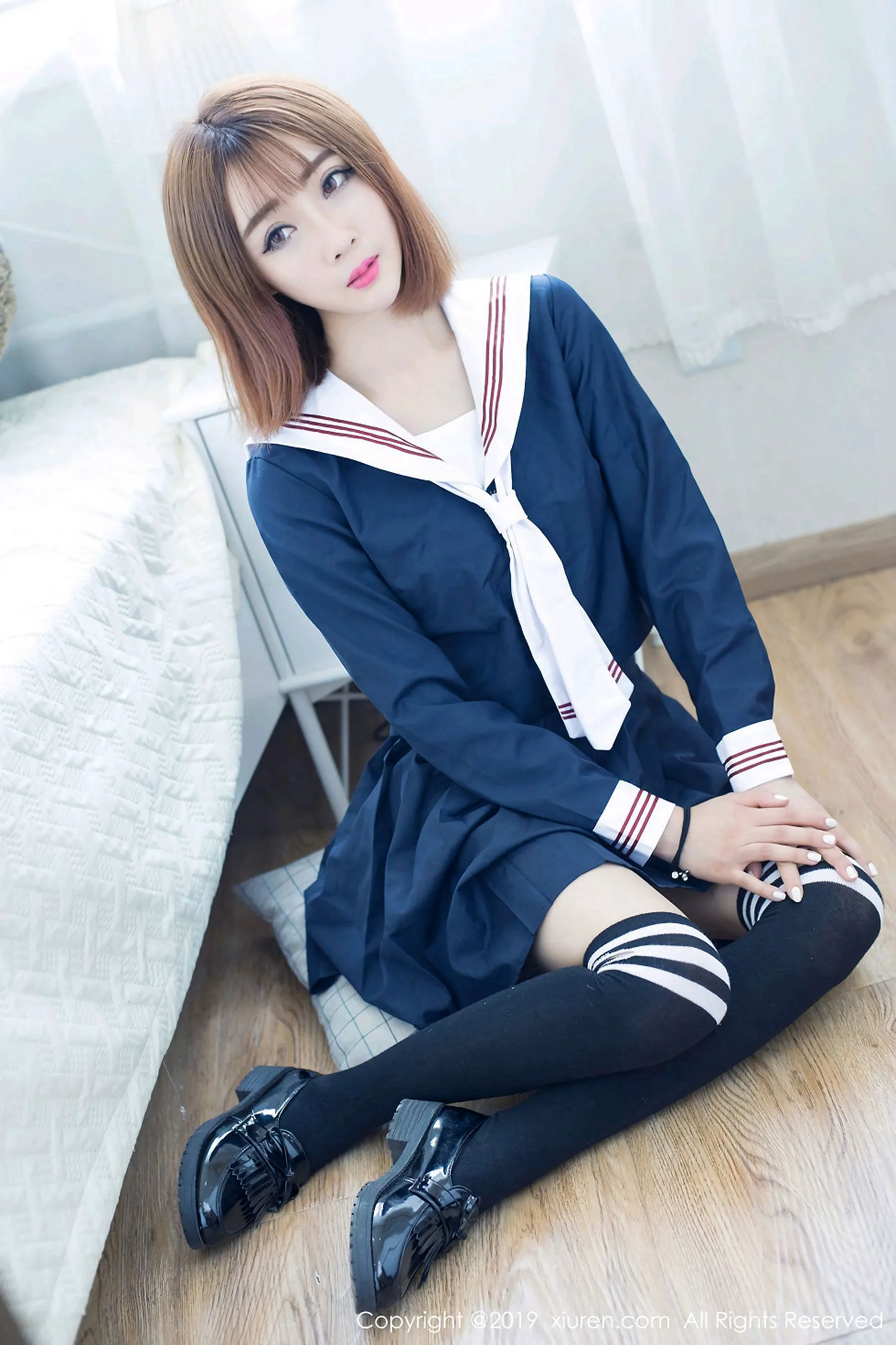 凌萍儿《邻家女孩的感觉温柔宁静》 [秀人XIUREN] No.1451 写真集 - 爱照片