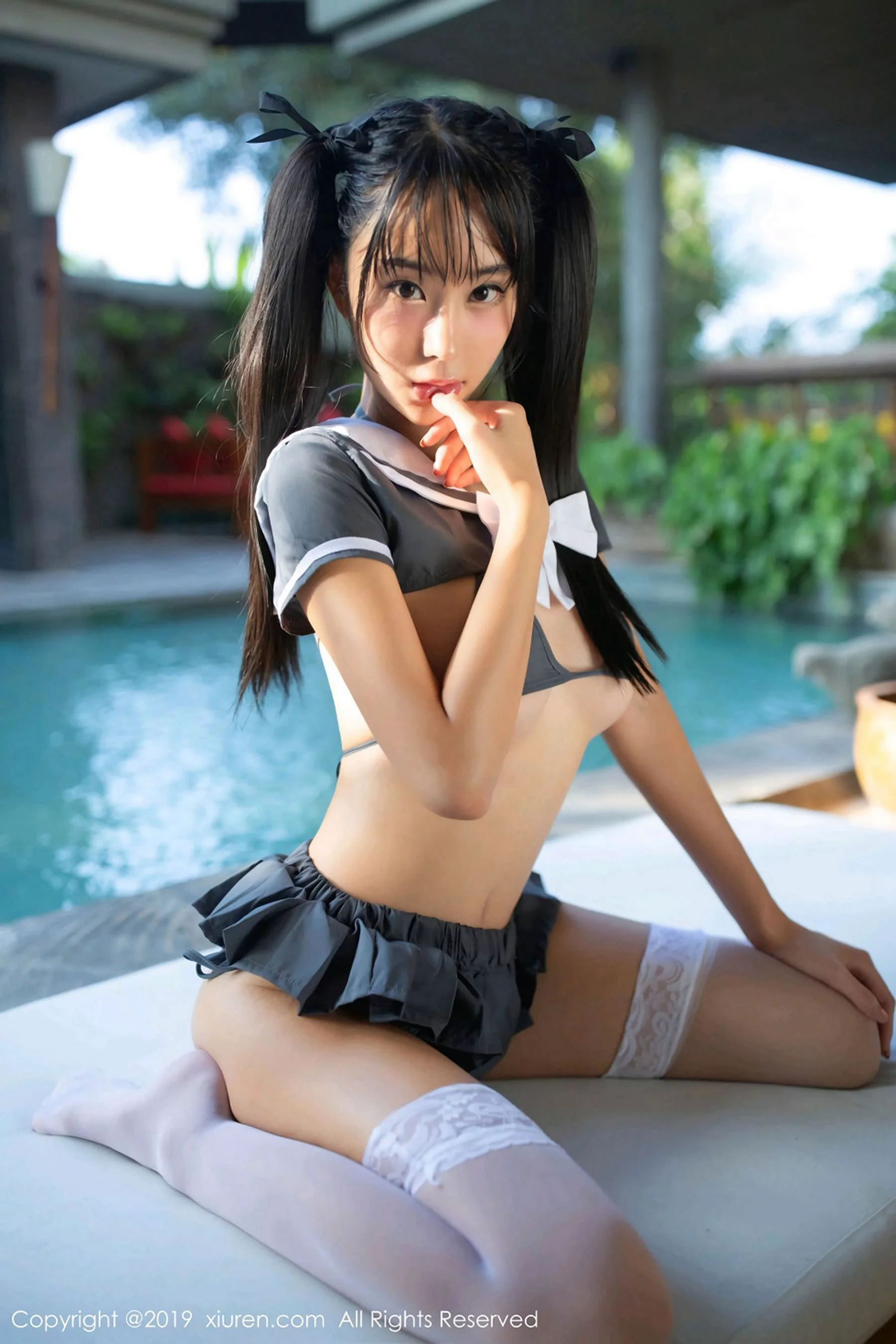 蓝夏Akasha《双马尾蕾丝三点式内衣》 [秀人XIUREN] No.1604 写真集 - 爱照片