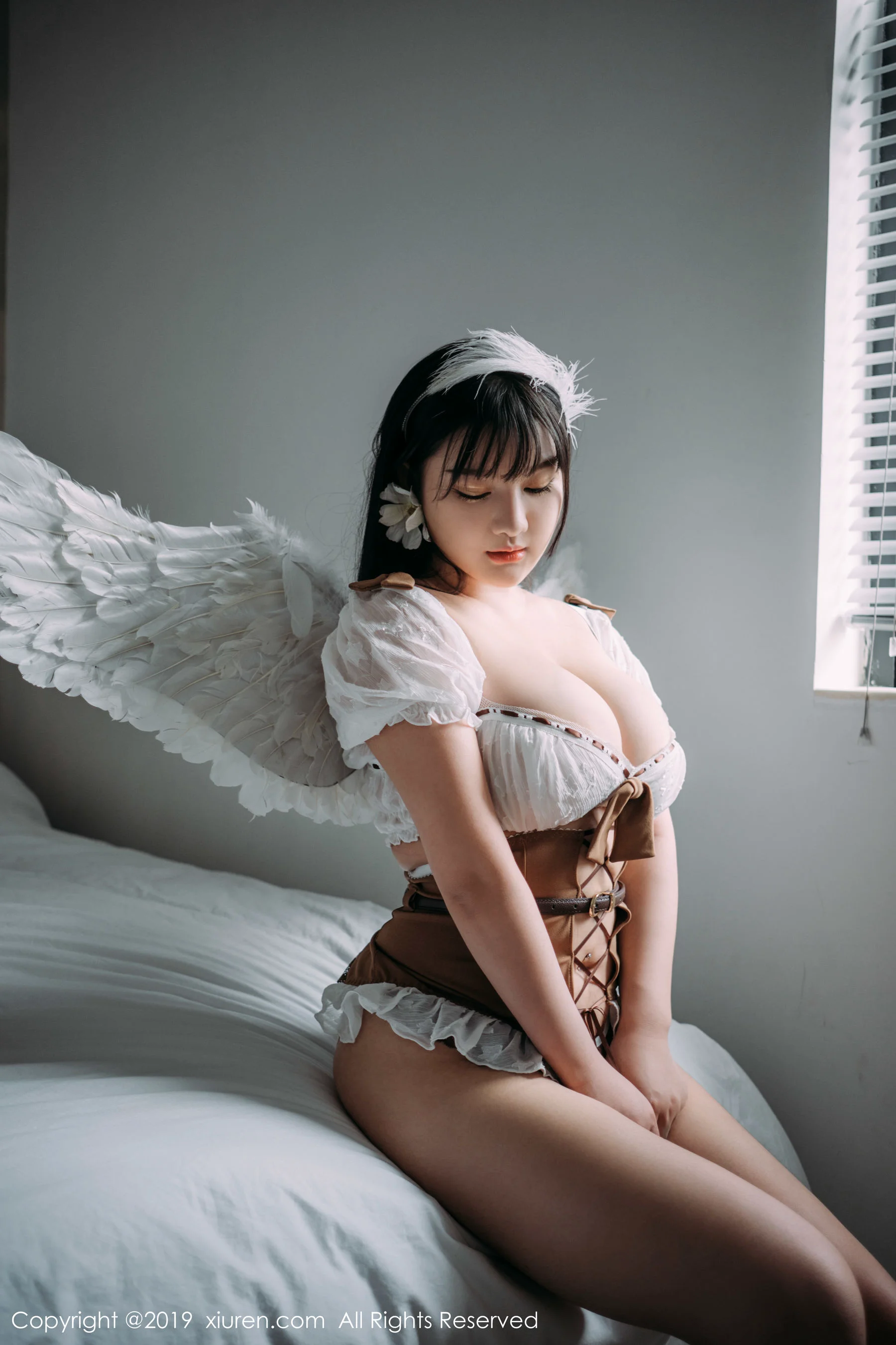 小尤奈《童颜巨乳女仆+魅惑内衣》 [秀人XIUREN] No.1824 写真集 - 爱照片