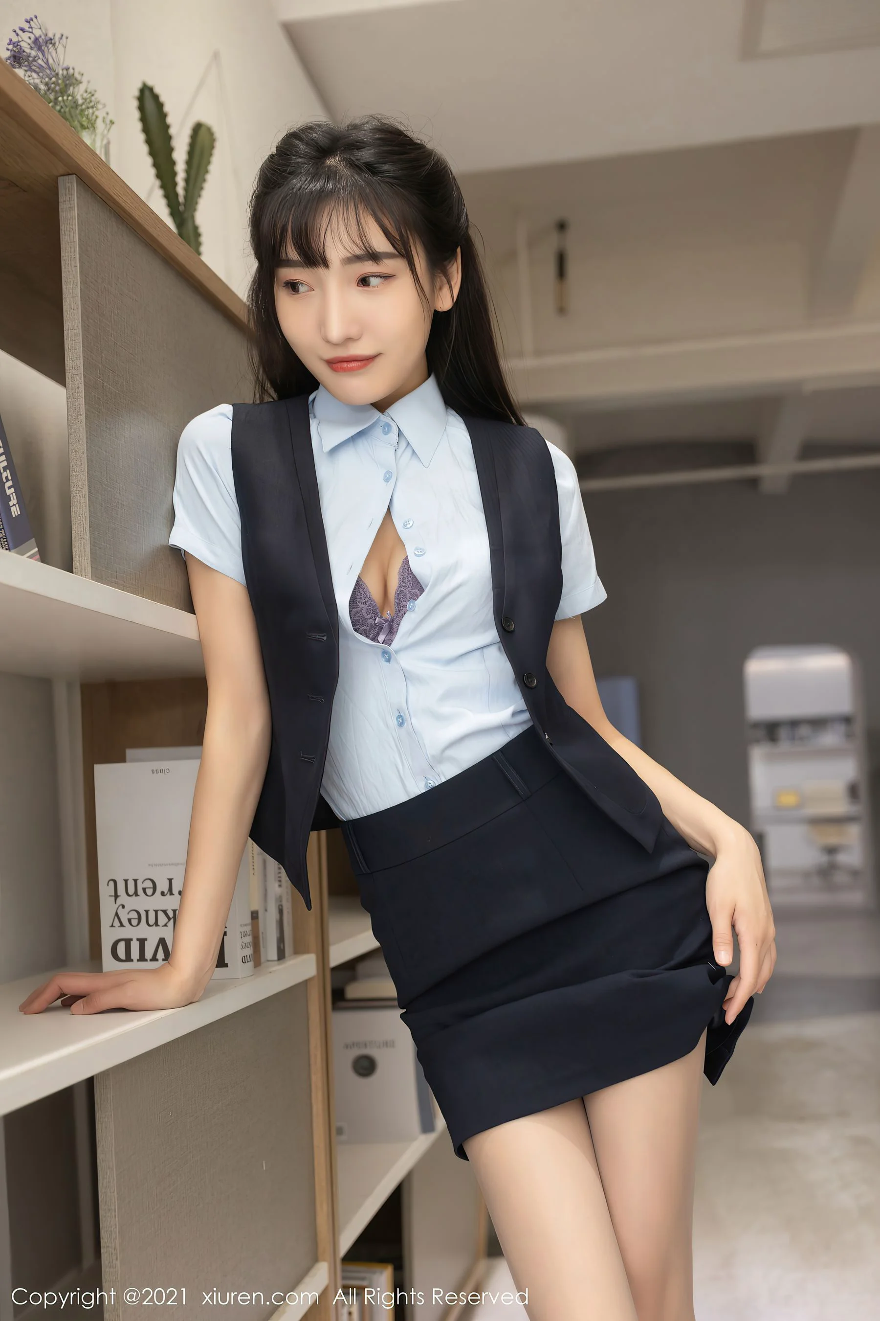 [秀人XIUREN] No.3215 陆萱萱 – 客服主管主题系列 - 爱照片