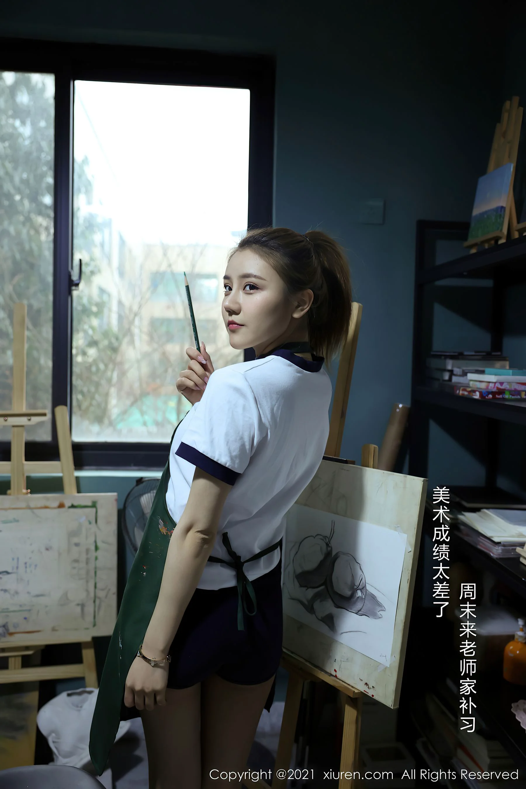 [秀人XIUREN] No.3226 夏西CiCi – 美术教室师生主题2系列 - 爱照片