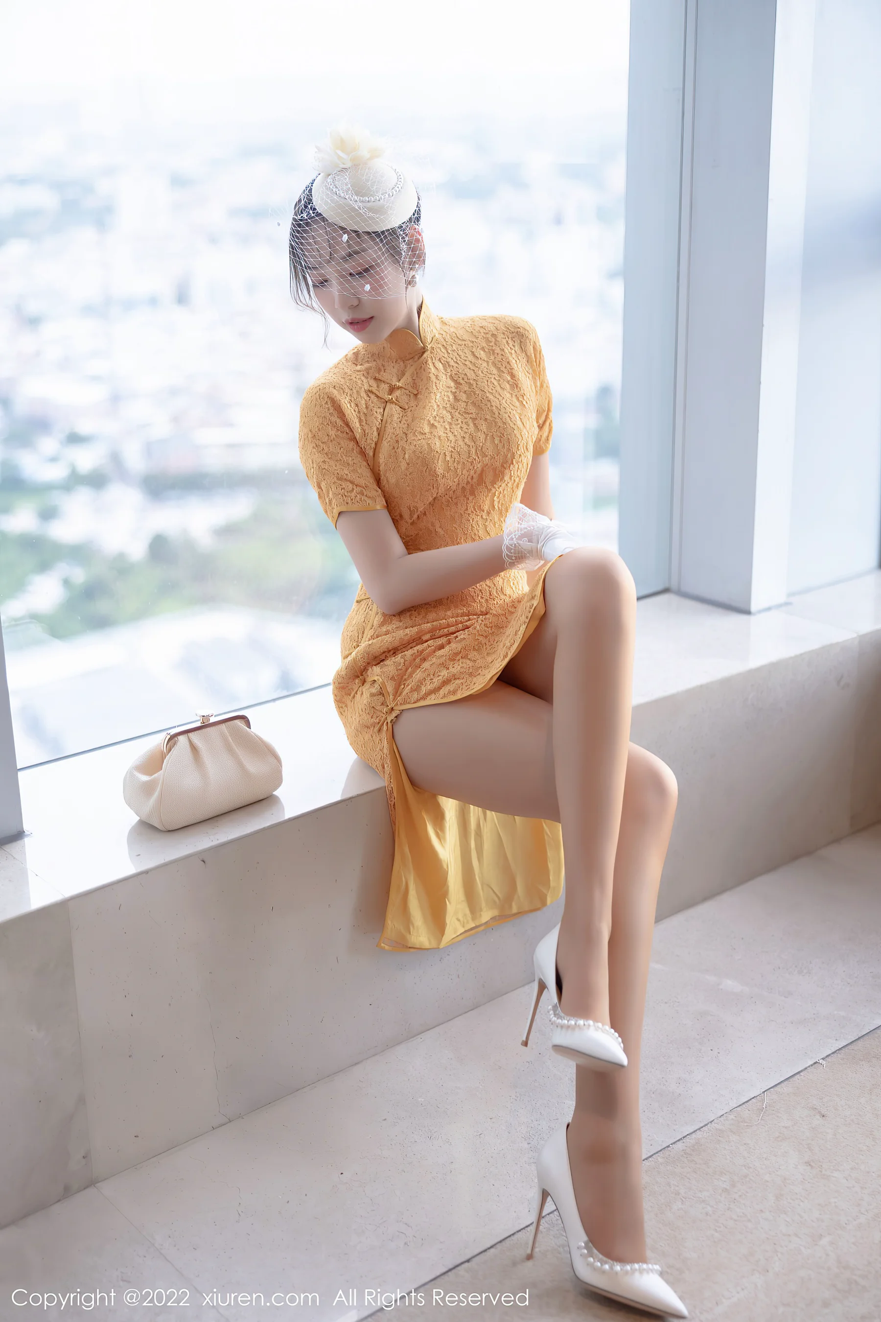 [XiuRen秀人网] No.5029 郑颖姗Bev 丝袜美腿 - 爱照片