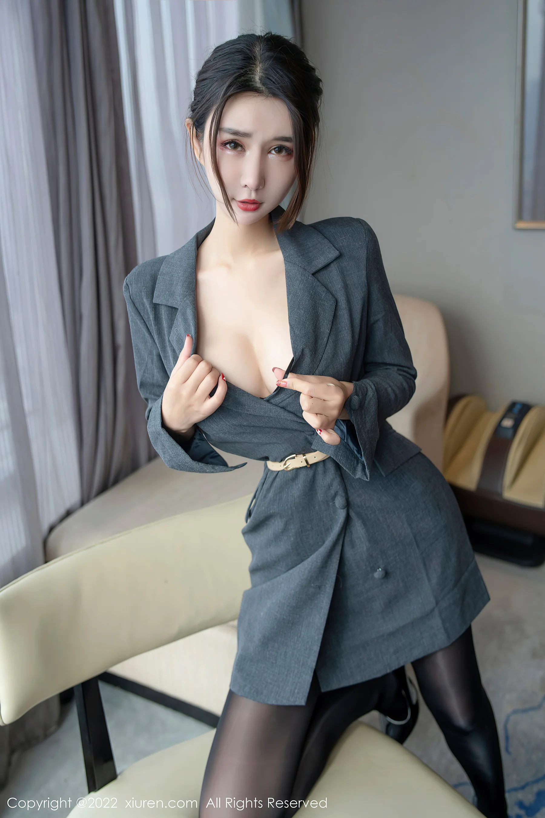 [XiuRen秀人网] No.5332 夏沫沫tifa 美腿黑丝 - 爱照片