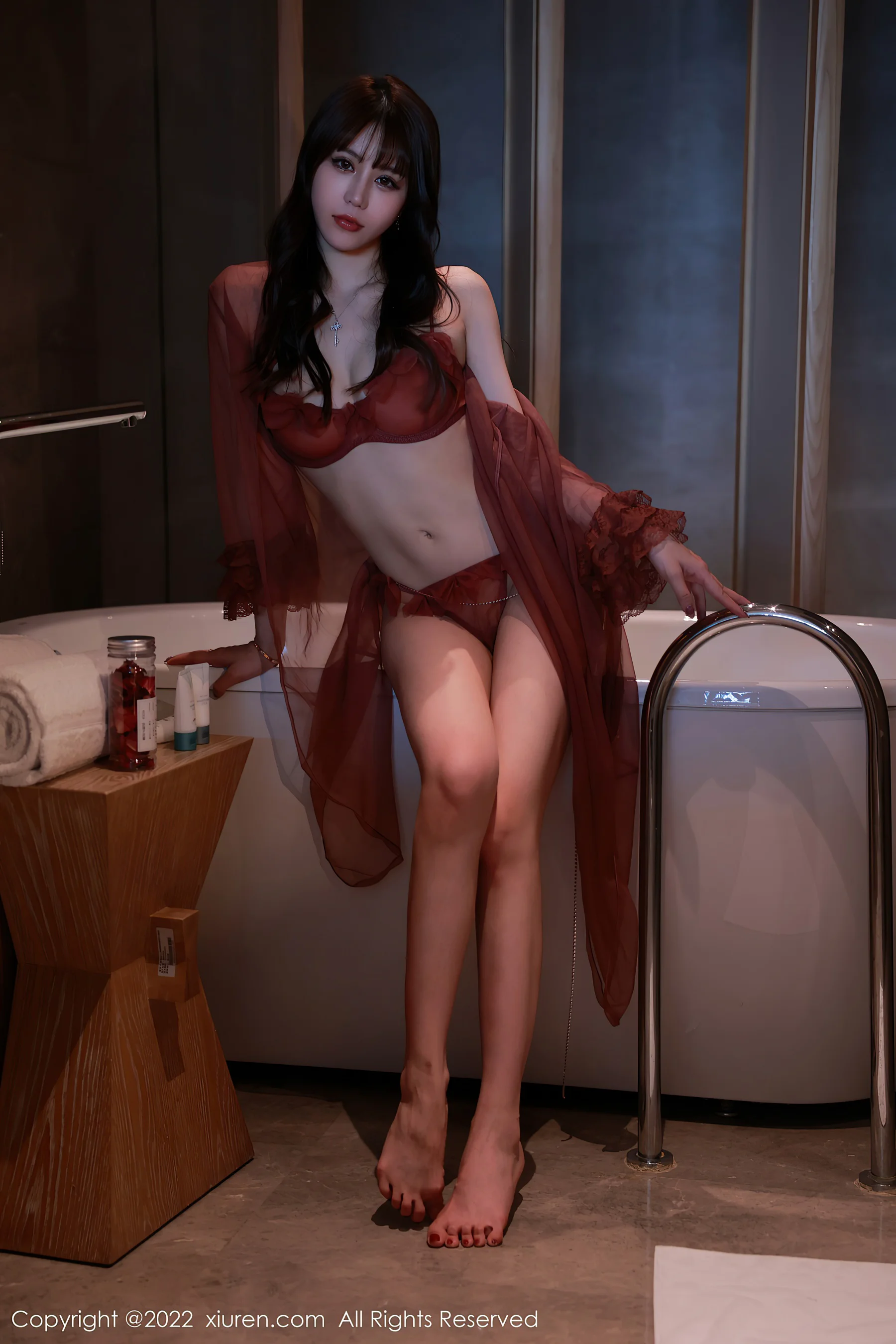 [XiuRen秀人网] No.5496 tina_甜仔 香格里拉旅拍 - 爱照片