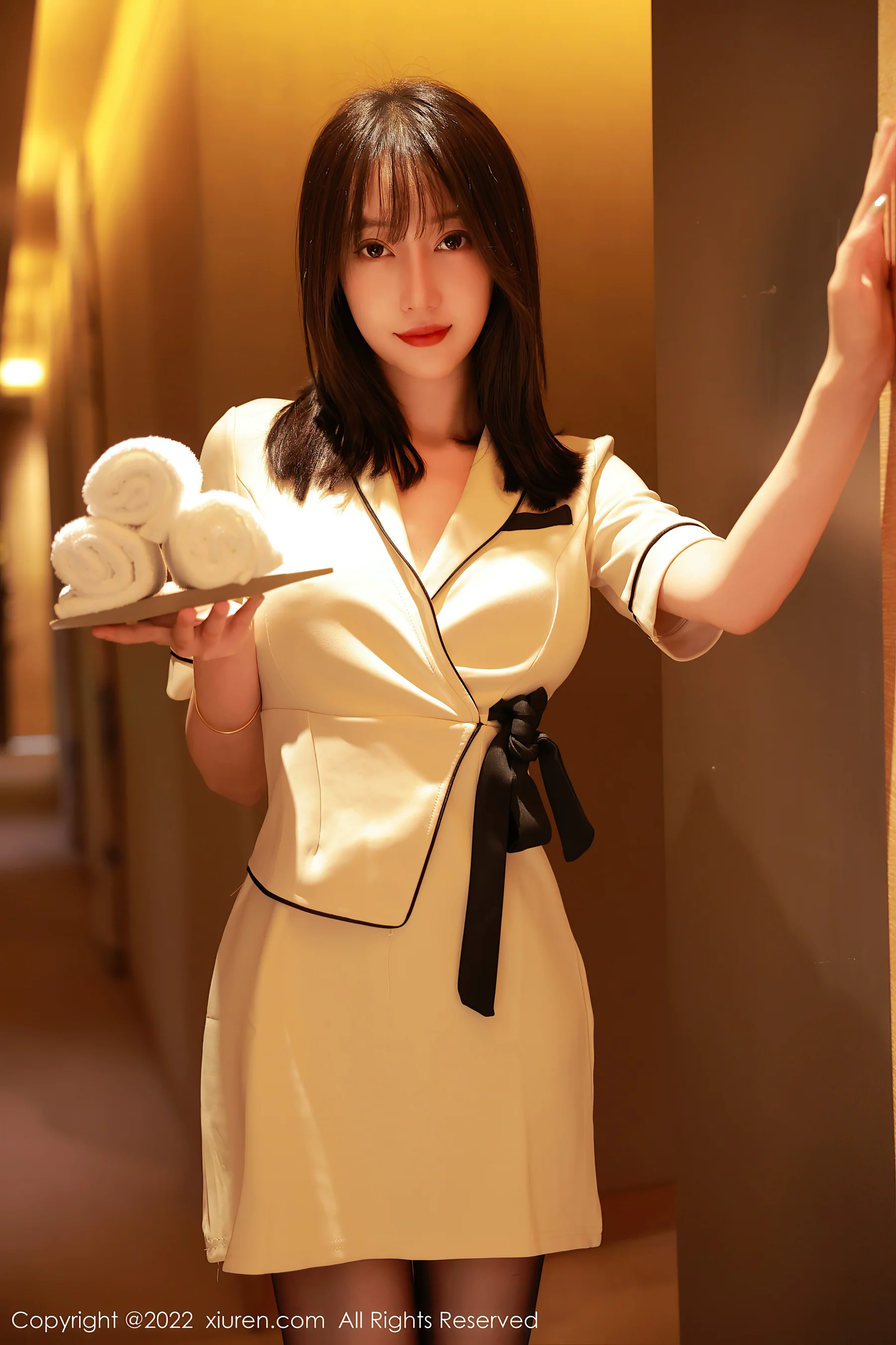 [XiuRen秀人网] No.5534 玥儿玥er 香格里拉旅拍 - 爱照片