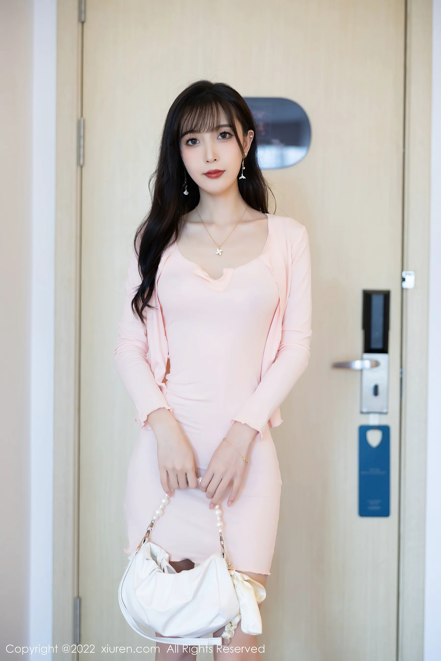 [XiuRen秀人网] No.5544 林星阑 丝袜美腿 - 爱照片