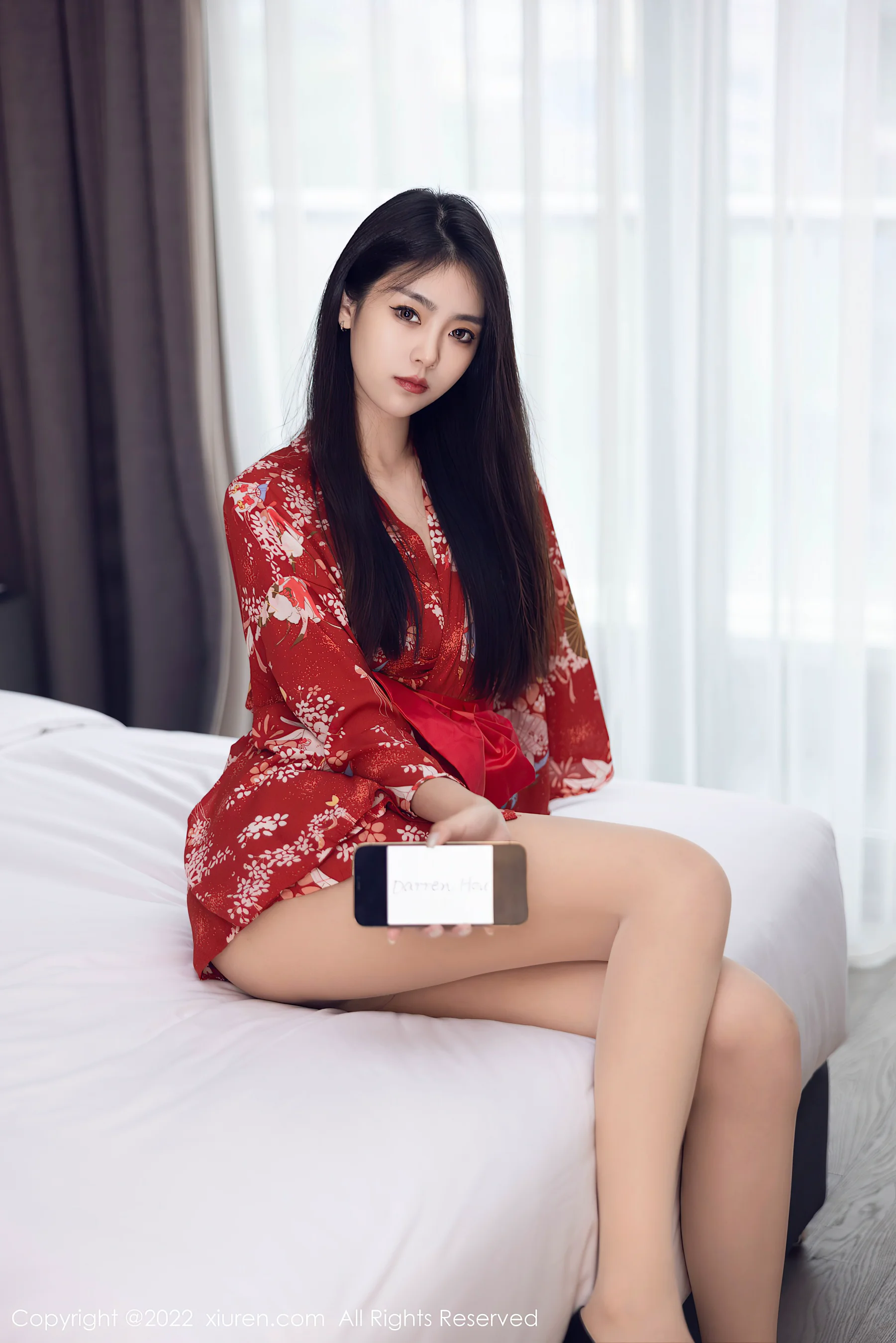 [XiuRen秀人网] No.5736 可樂Vicky 丝袜美腿 - 爱照片