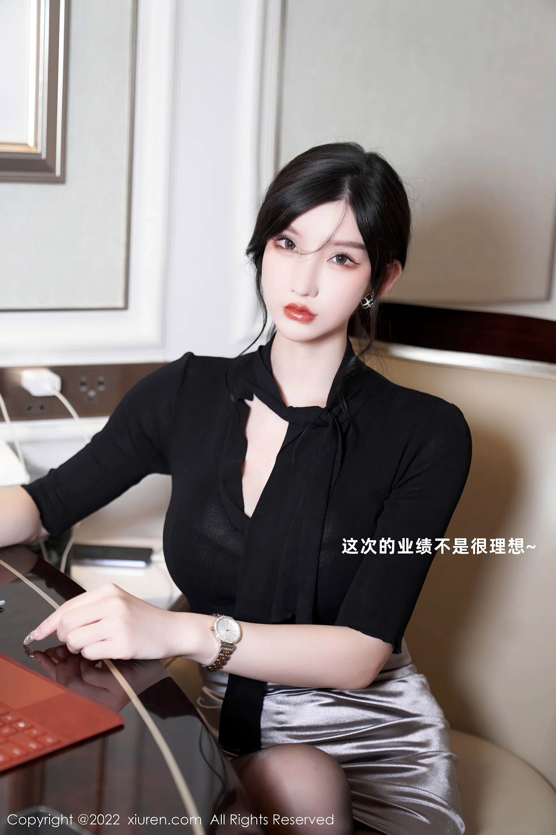 [XiuRen秀人网] No.5777 周于希Sally 黑丝美臀 - 爱照片