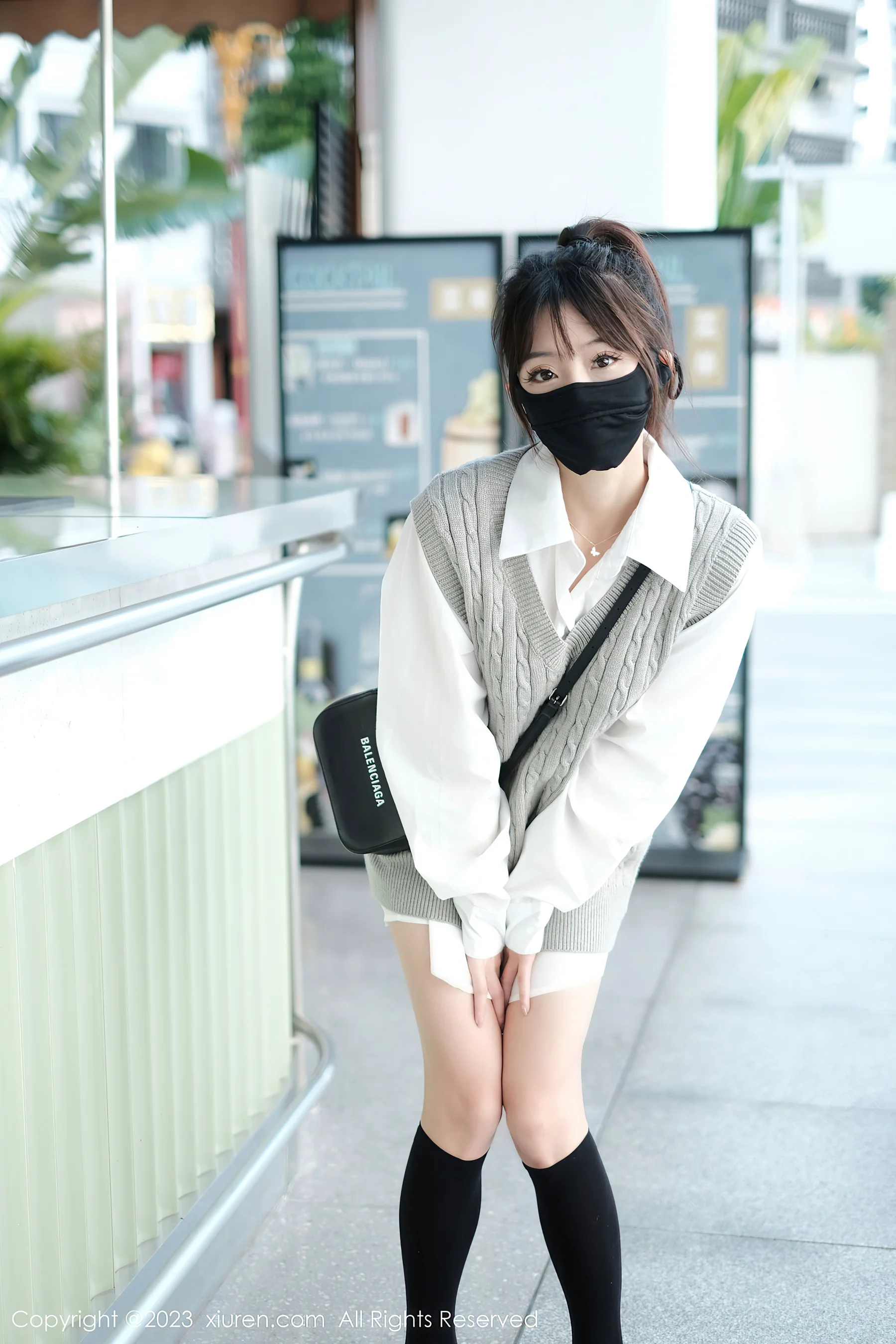 [XiuRen秀人网] No.6145 佘贝拉Bella 南京旅拍 - 爱照片