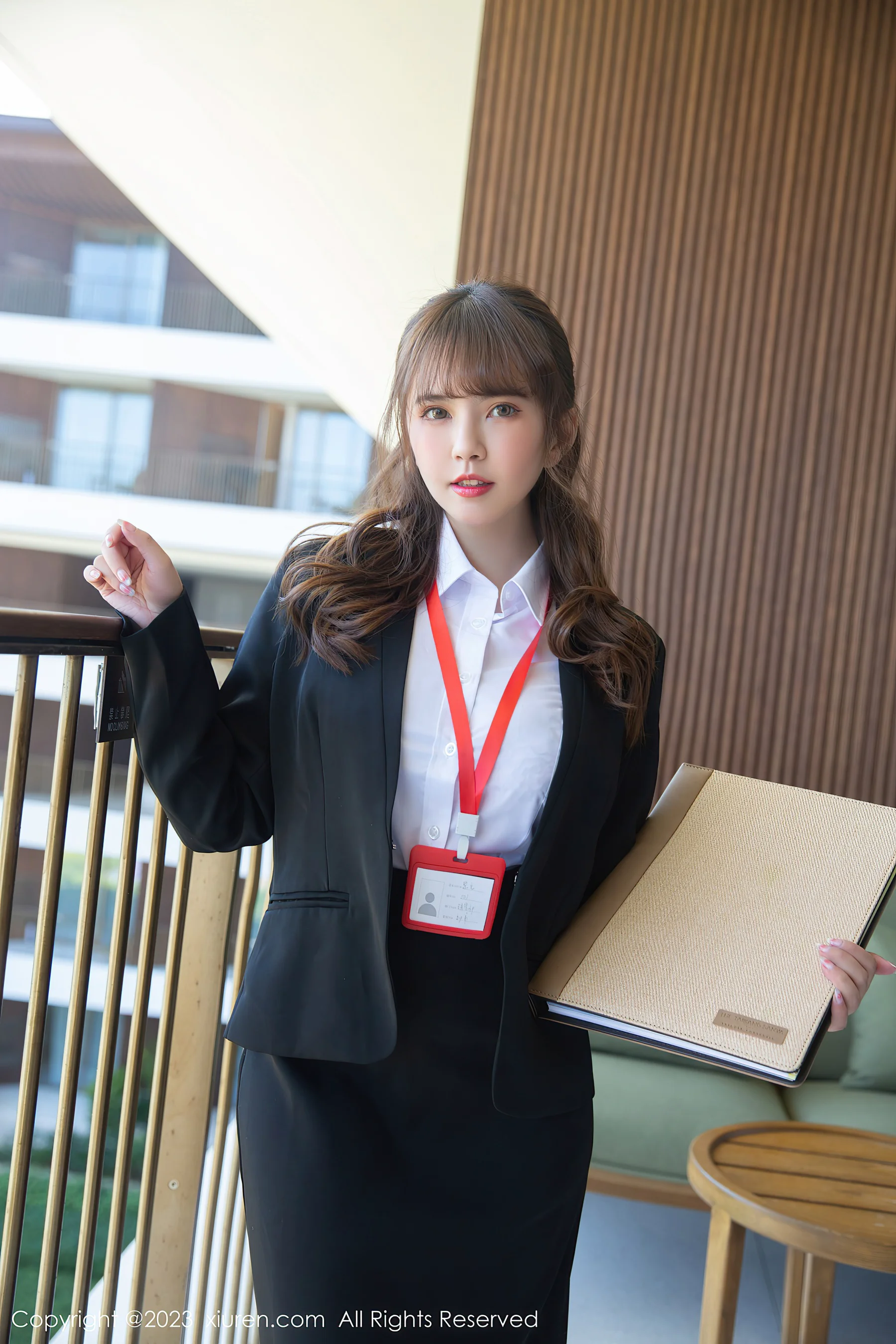 [XiuRen秀人网] No.6197 张思允Nice 黑丝美臀 - 爱照片