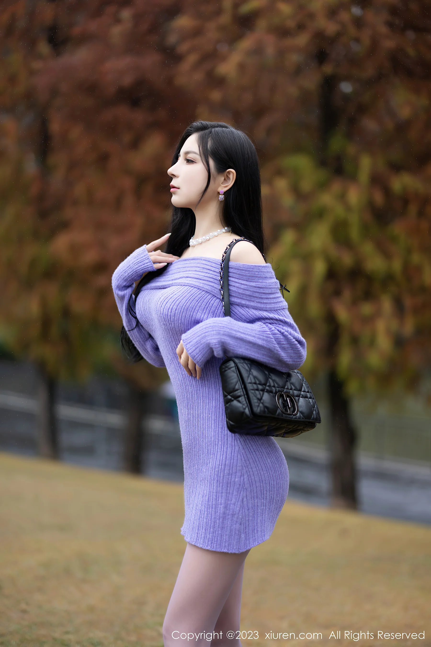 [XiuRen秀人网] No.6277 小蛮妖Yummy 丝袜美腿 - 爱照片