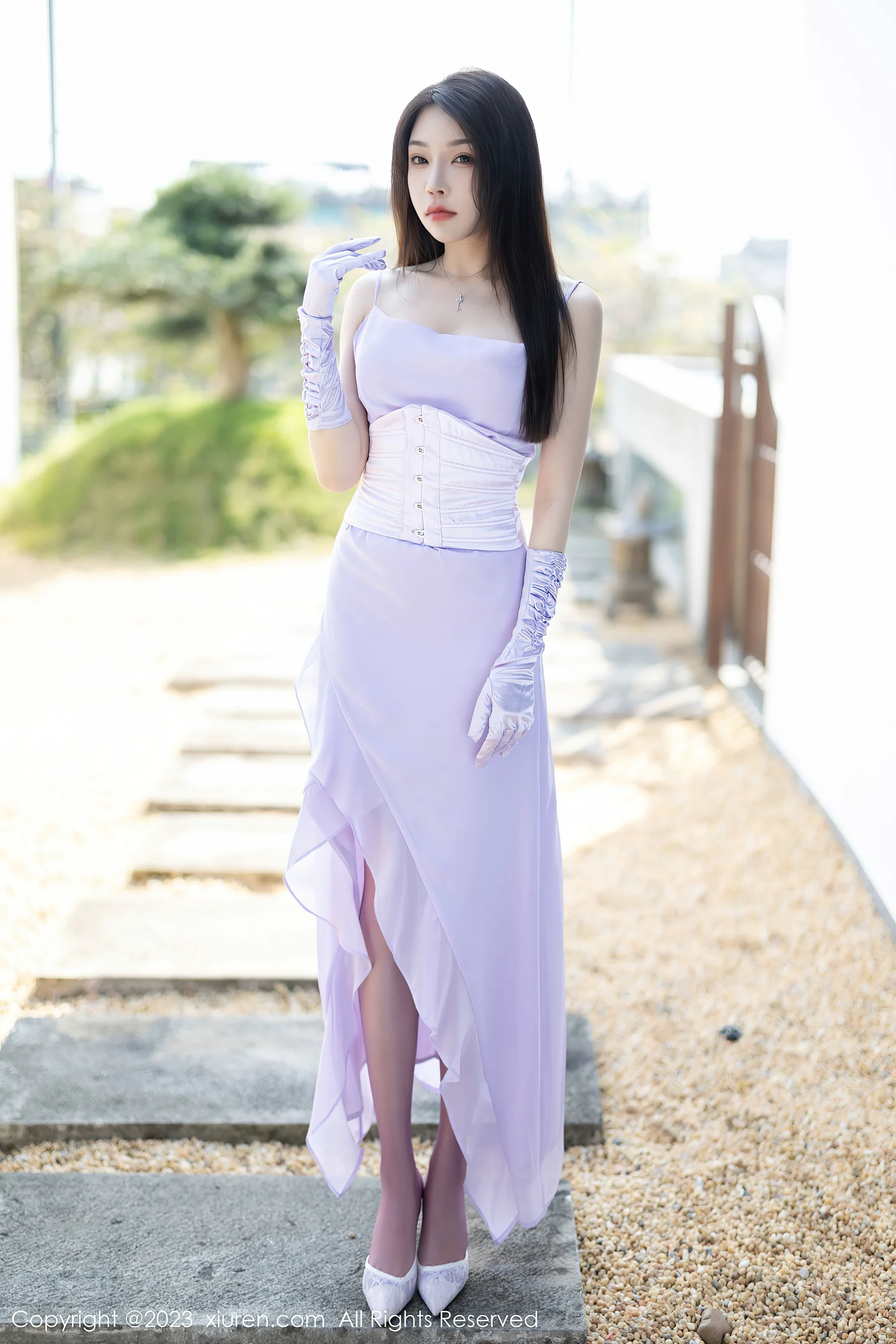[XiuRen秀人网] No.6324 徐莉芝Booty 海南岛旅拍 - 爱照片