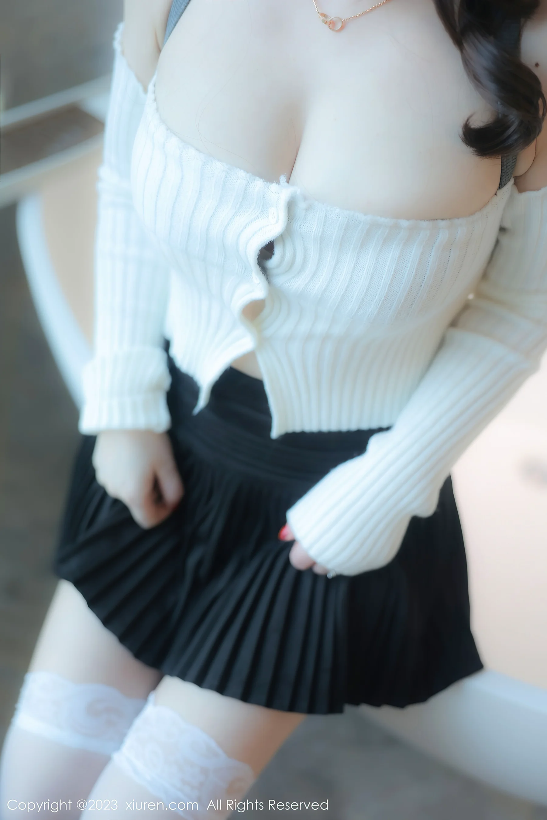 [XiuRen秀人网] No.6484 诗诗kiki 丝袜美臀 - 爱照片