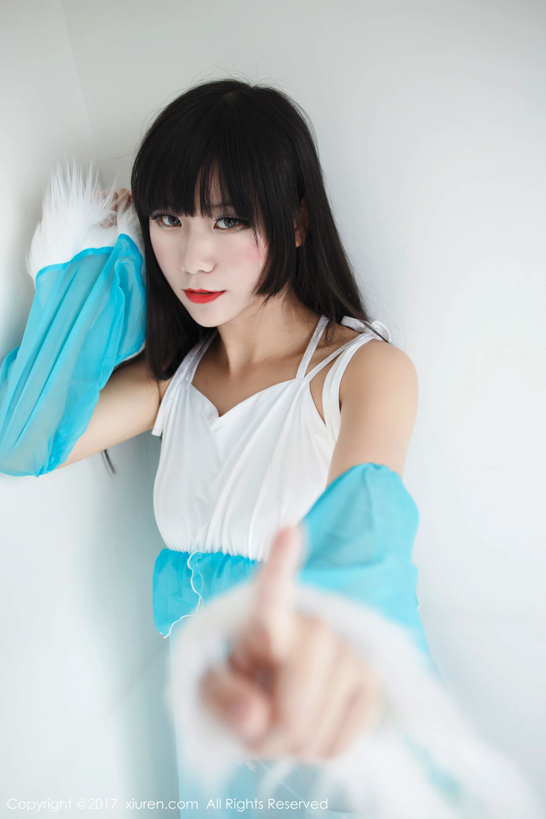 模特香风提比w《首套cos》 [秀人网XIUREN] No.676 写真集 - 爱照片