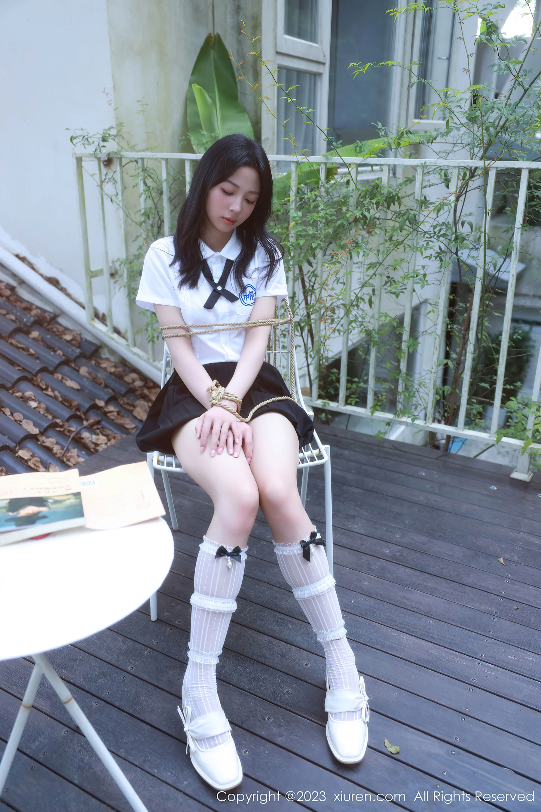 [XiuRen秀人网] No.6969 糖豆sisi 清纯美臀 - 爱照片