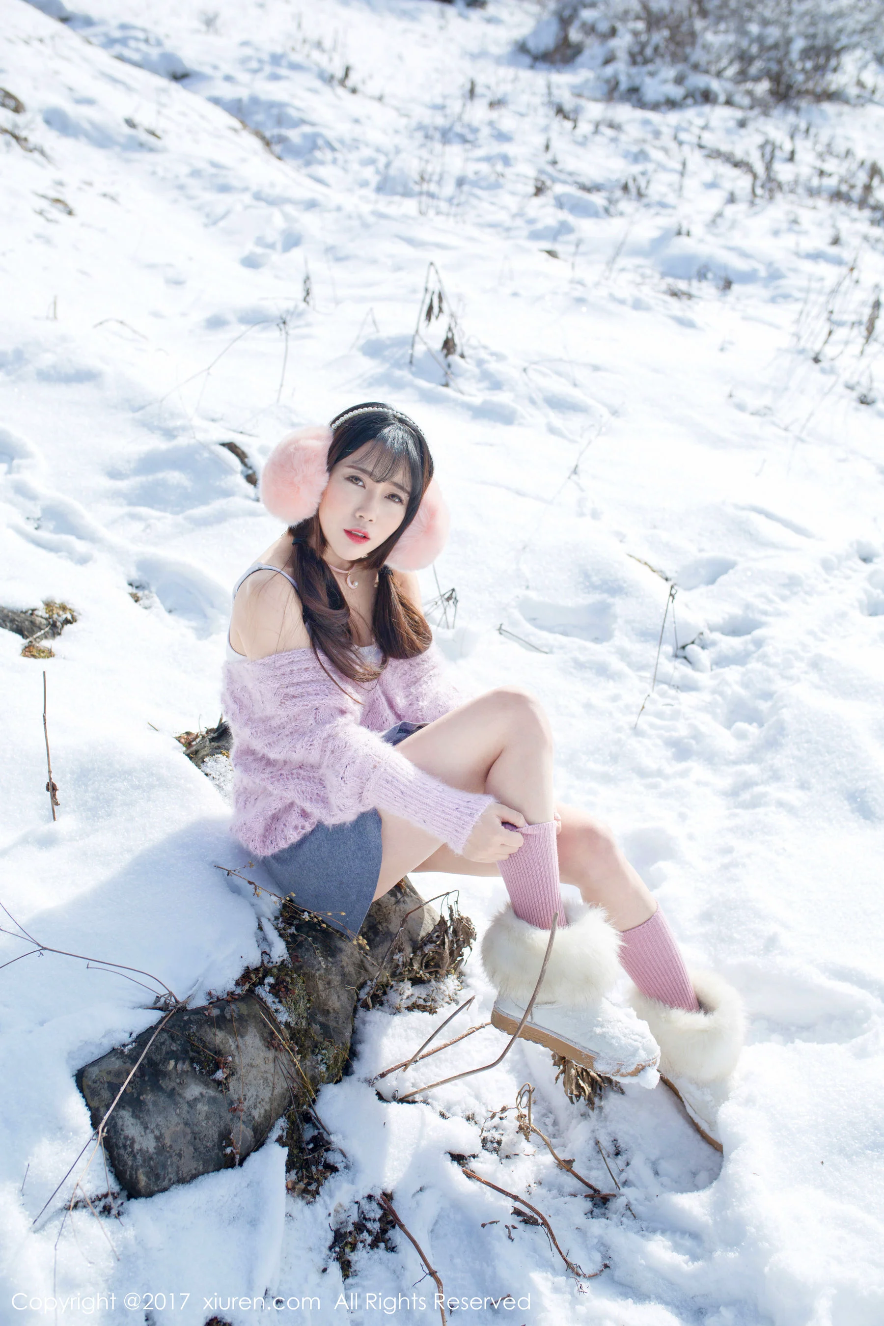 兜豆靓Youlina《冬天雪地人体摄影》 [秀人网XIUREN] No.720 写真集 - 爱照片