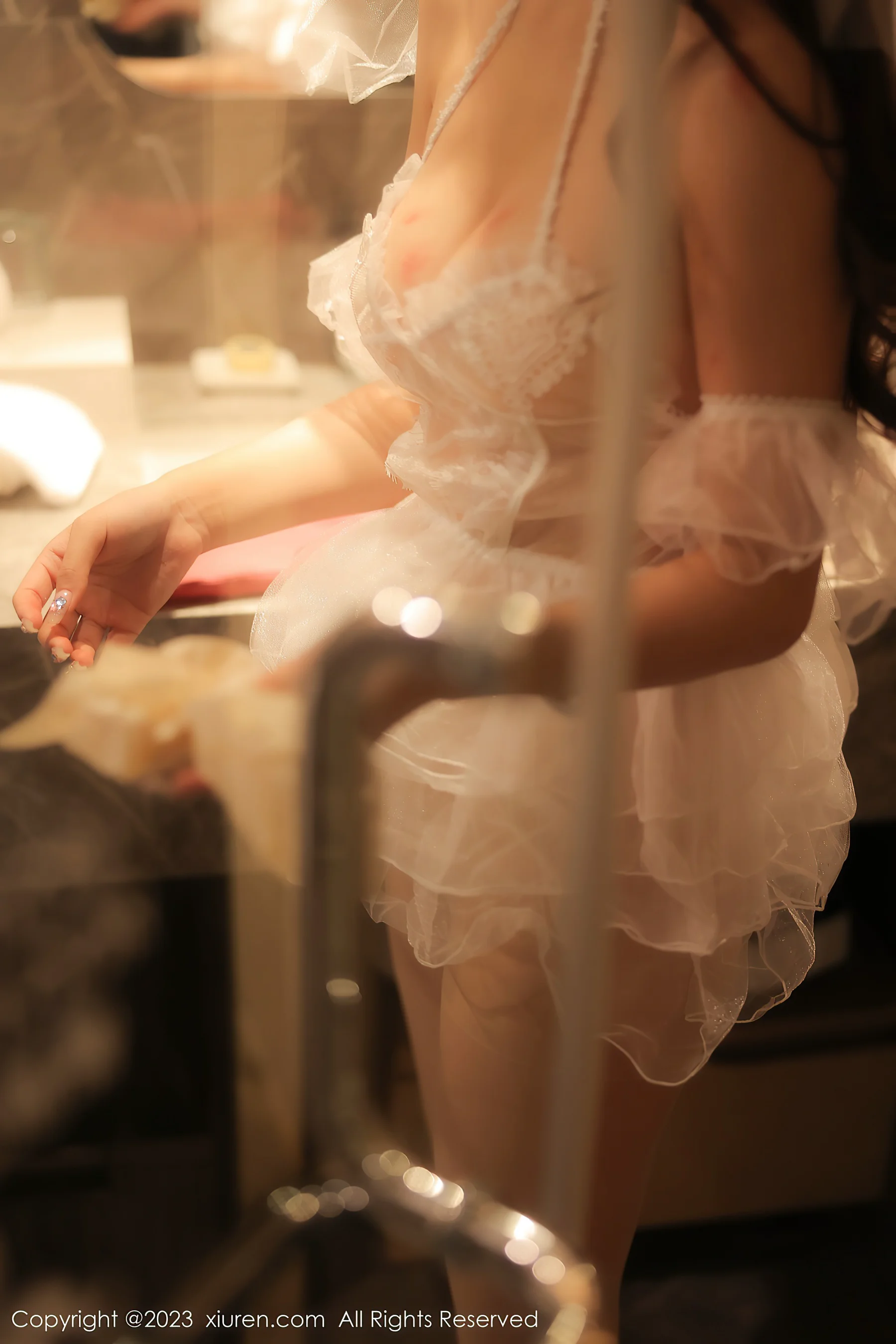 [XiuRen秀人网] No.7218 汐汐baby 婚纱美腿 - 爱照片