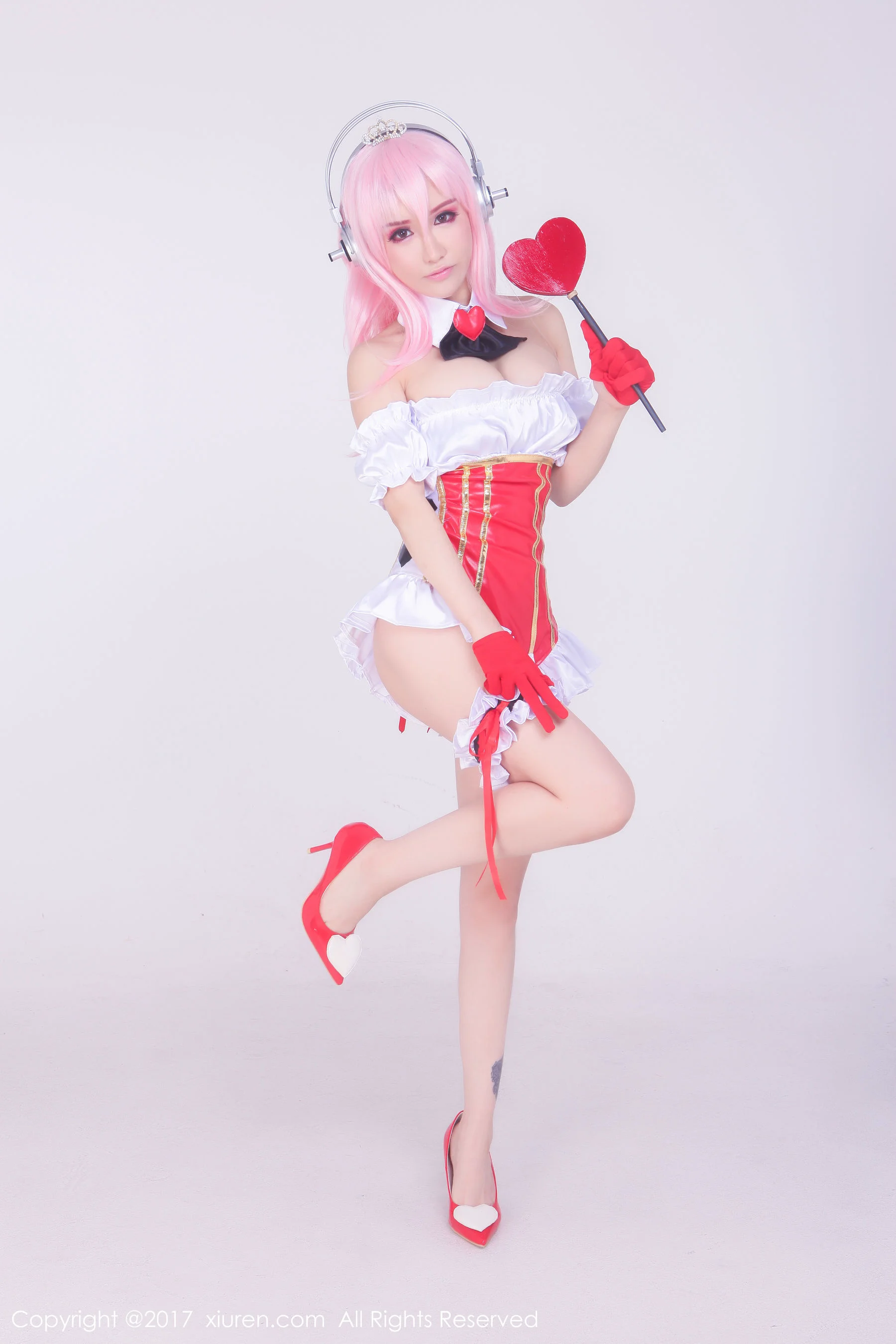K8傲娇萌萌Vivian《COS超级索尼子+梦幻七彩裙子》 [秀人网XIUREN] No.722 写真集 - 爱照片