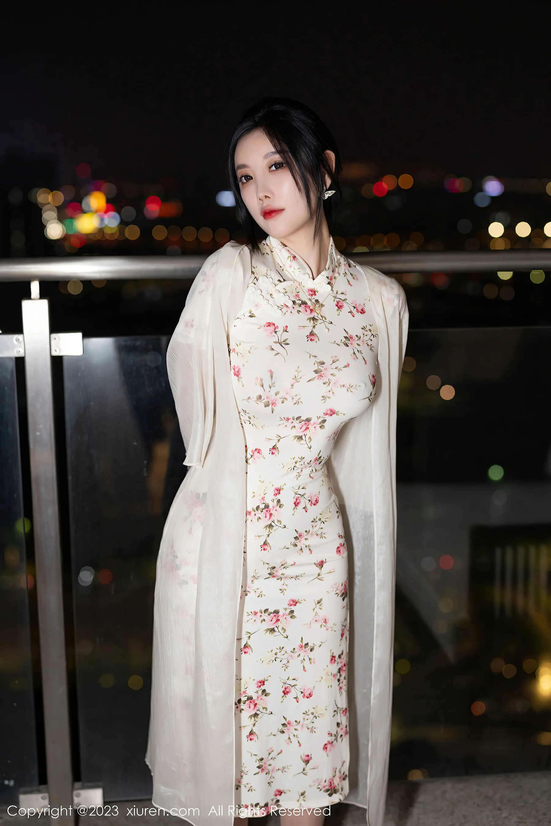 [XiuRen秀人网] No.7363 杨晨晨Yome 旗袍美腿 - 爱照片