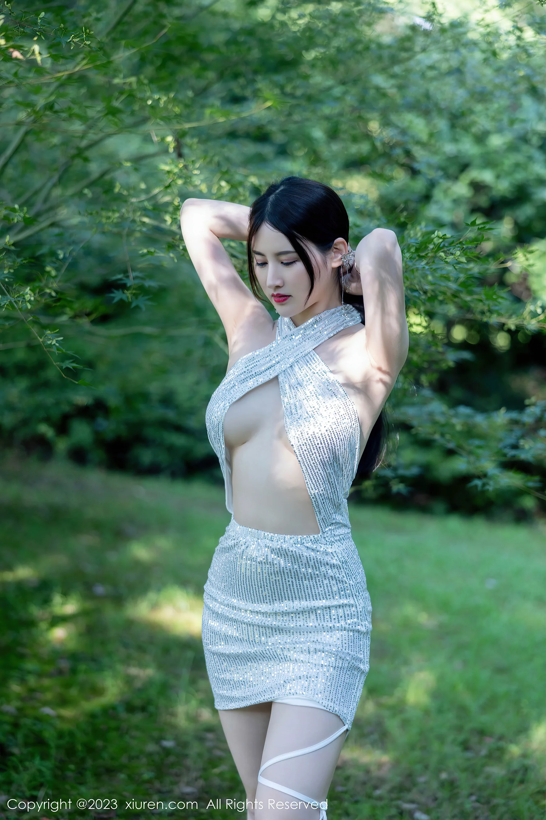 [XiuRen秀人网] No.7441 诗诗kiki 美腿丰腴 - 爱照片