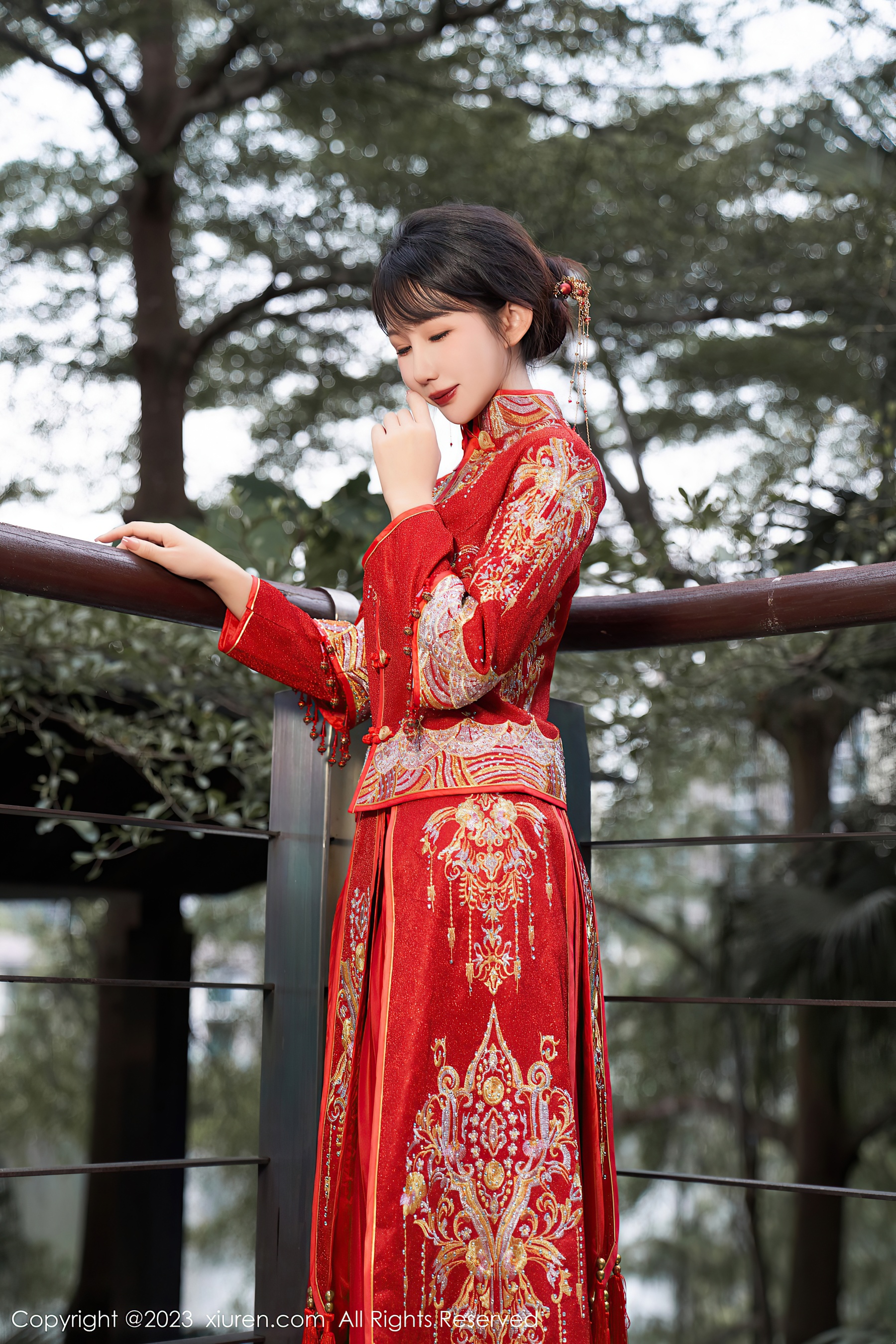 [XiuRen秀人网] No.7729 波巧酱 新娘美腿 - 爱照片