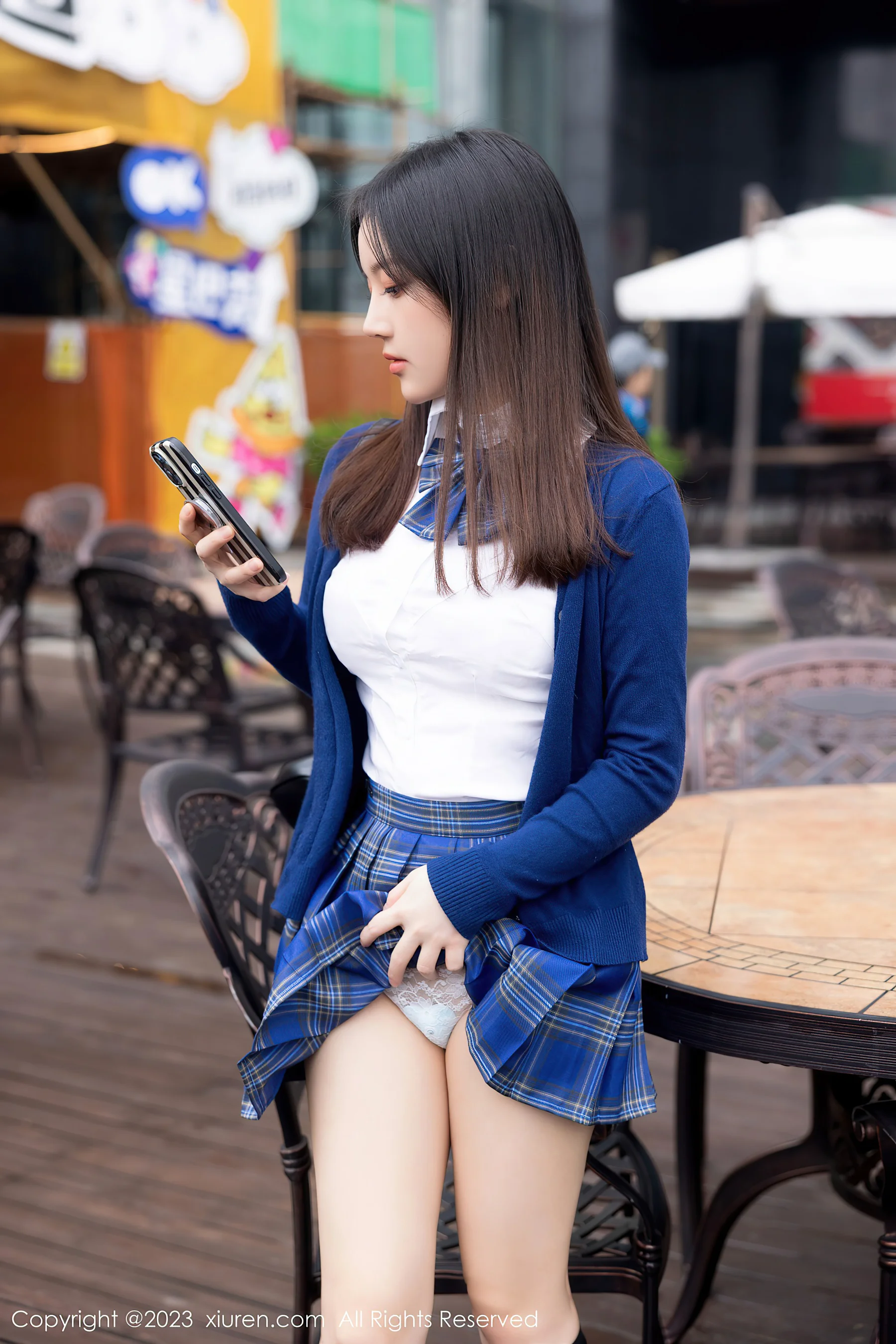 [XiuRen秀人网] No.7754 豆瓣酱 丝袜美臀 - 爱照片