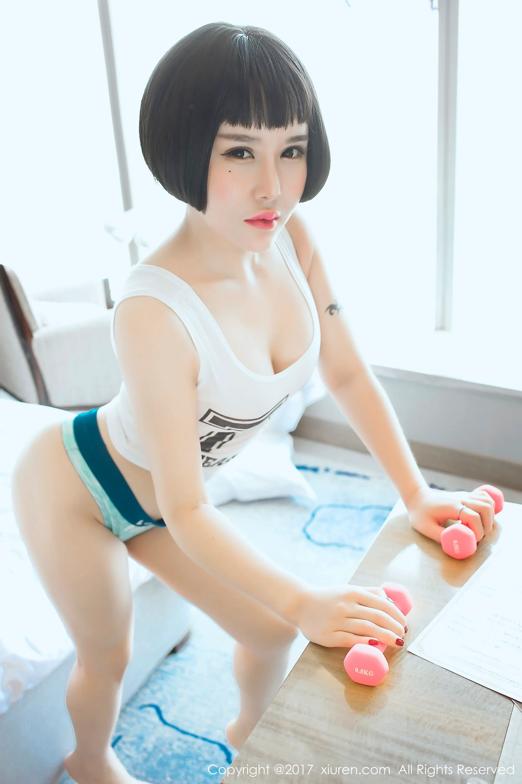 浑圆粉嫩新晋妹子@佑熙 [秀人网XIUREN] No.794 写真集 - 爱照片