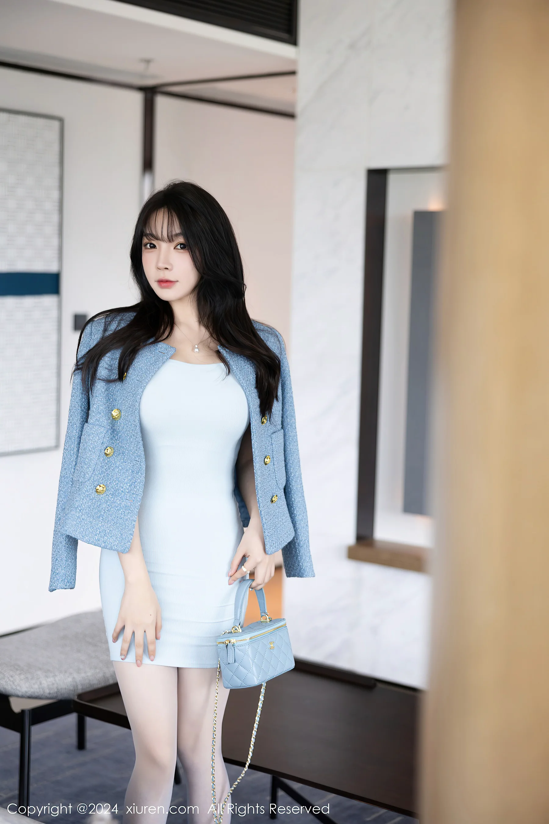[XiuRen秀人网] No.7976 徐莉芝Booty 丝袜美臀 - 爱照片