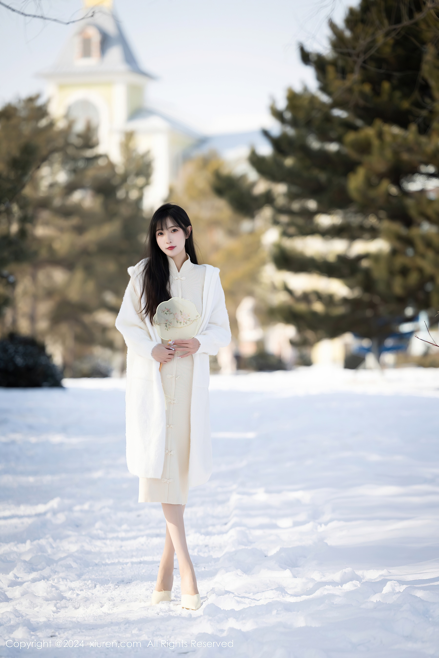 [XiuRen秀人网] No.8307 林星阑 美腿丝袜 - 爱照片
