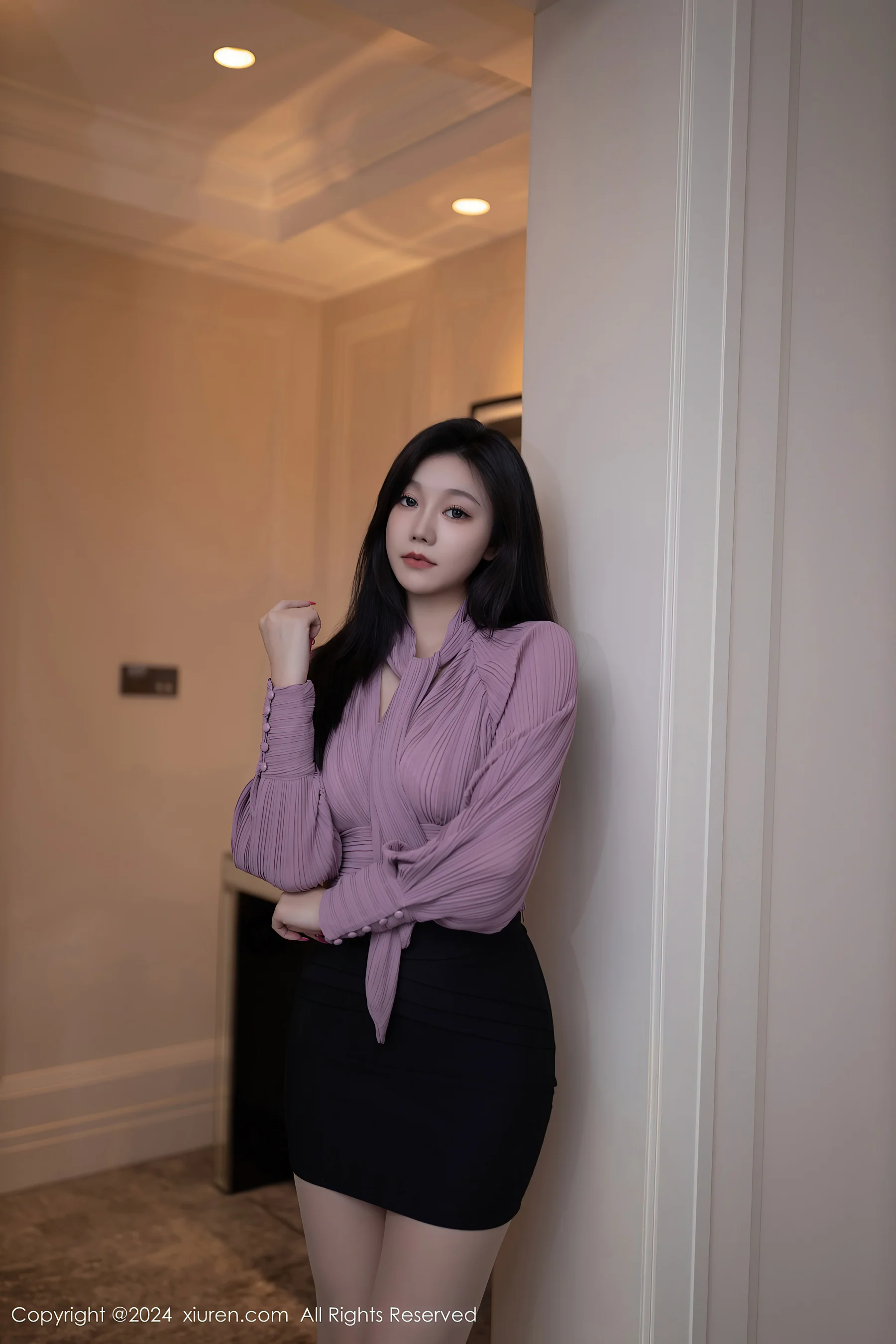 [XiuRen秀人网] No.8438 安然anran 美腿丝袜 - 爱照片
