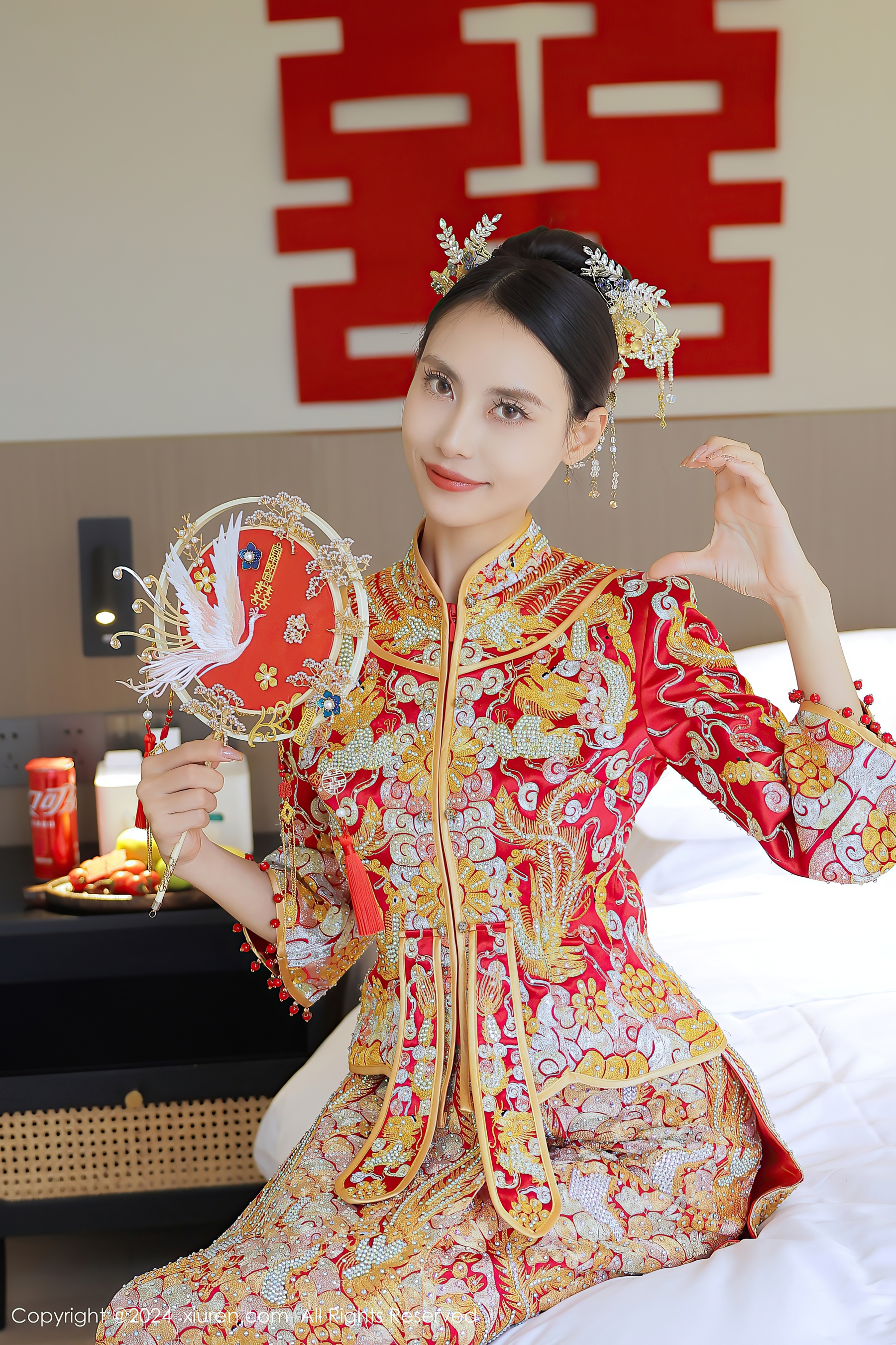 [XiuRen秀人网] No.8534 lingyu69 美腿性感 - 爱照片
